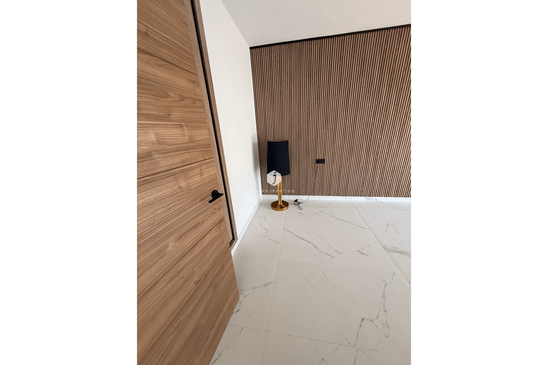 D'occasion - Attique -
Torrevieja - Costa Blanca