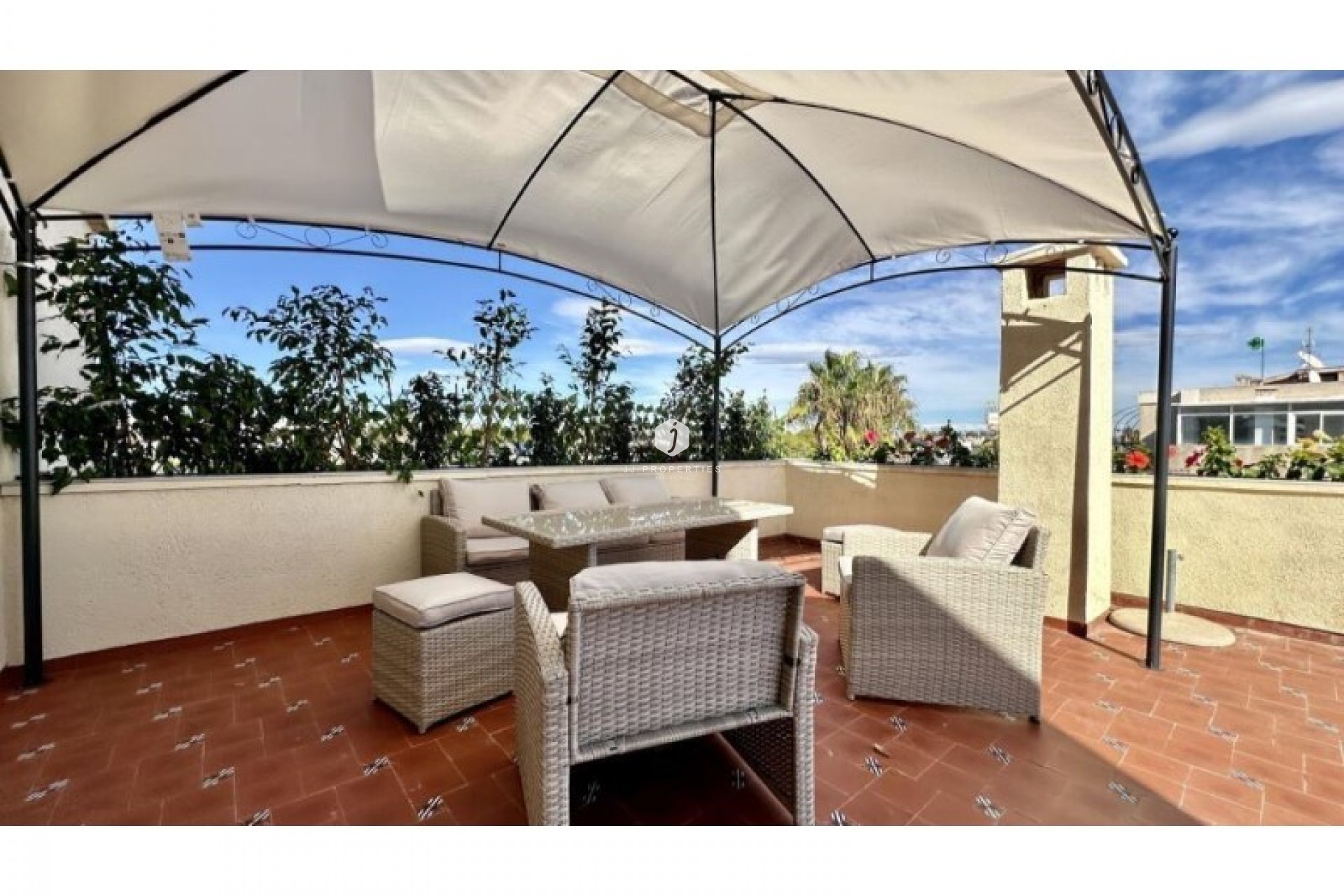 D'occasion - Attique -
Torrevieja - Costa Blanca