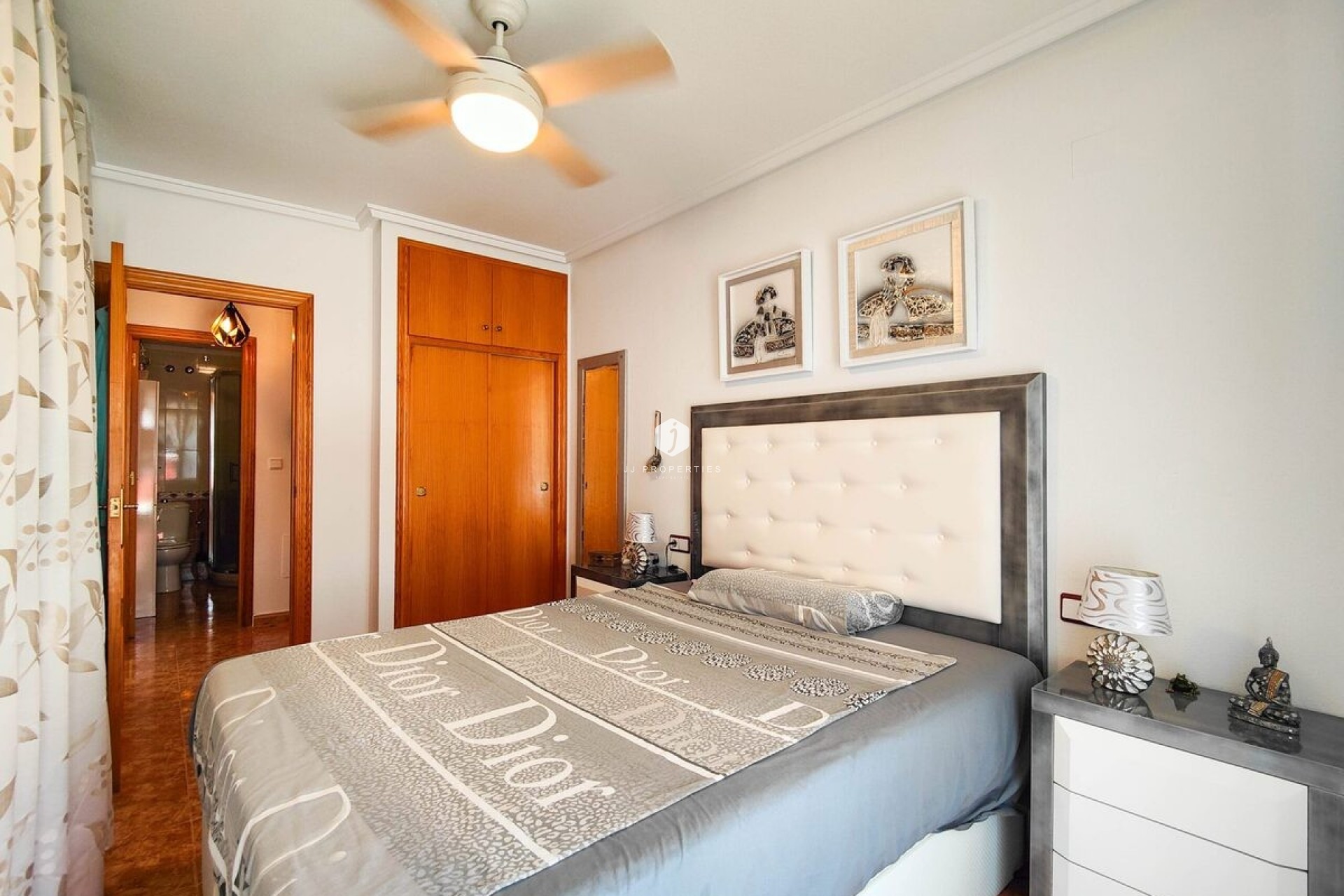 D'occasion - Attique -
Torrevieja - Costa Blanca