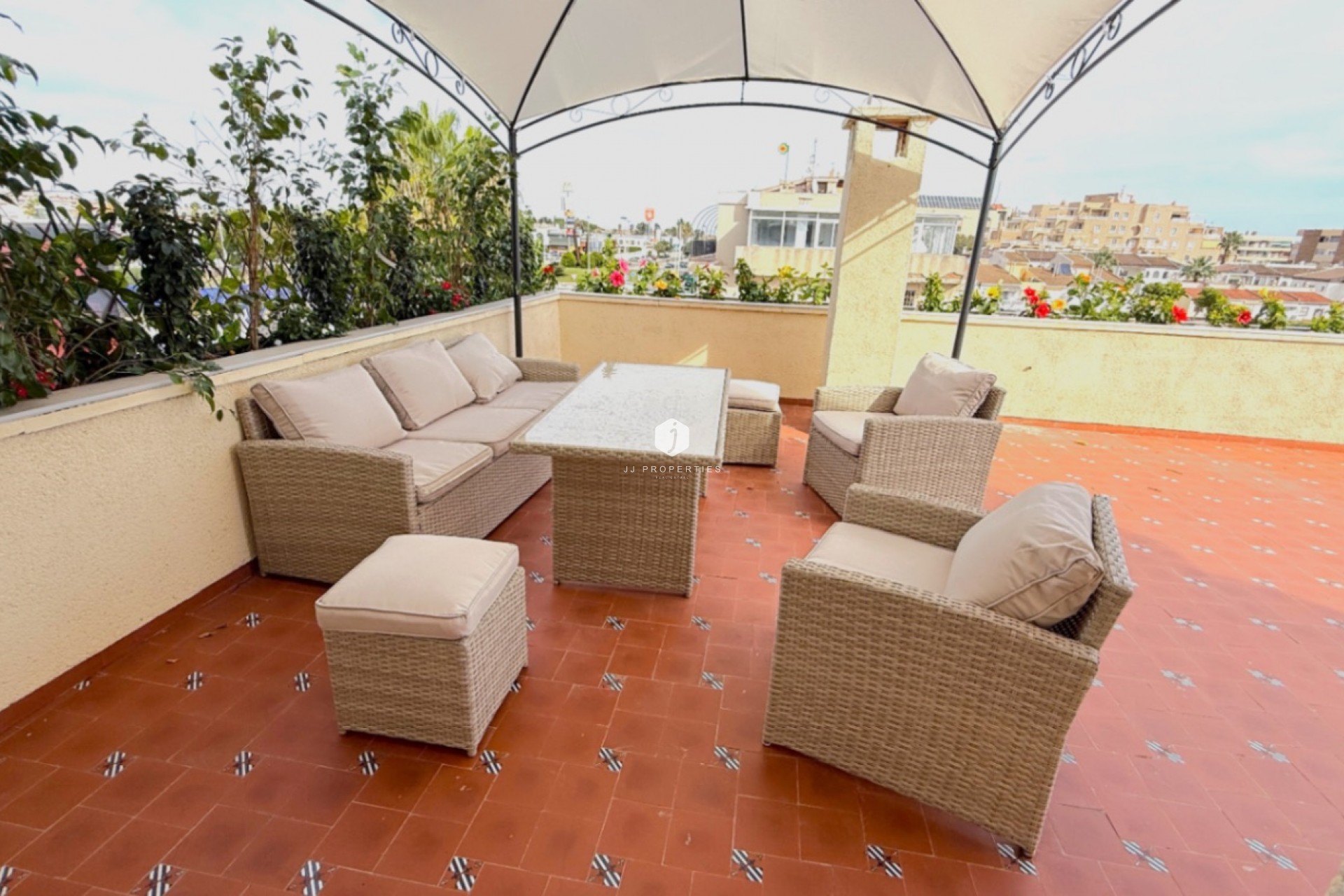 D'occasion - Attique -
Torrevieja - Costa Blanca