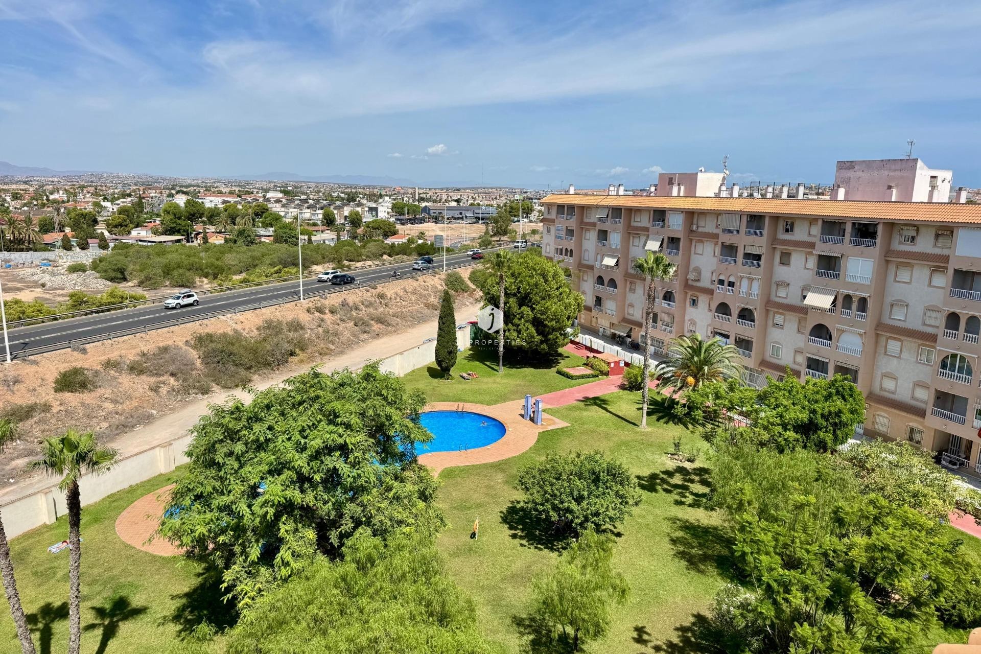 D'occasion - Attique -
Torrevieja - Costa Blanca