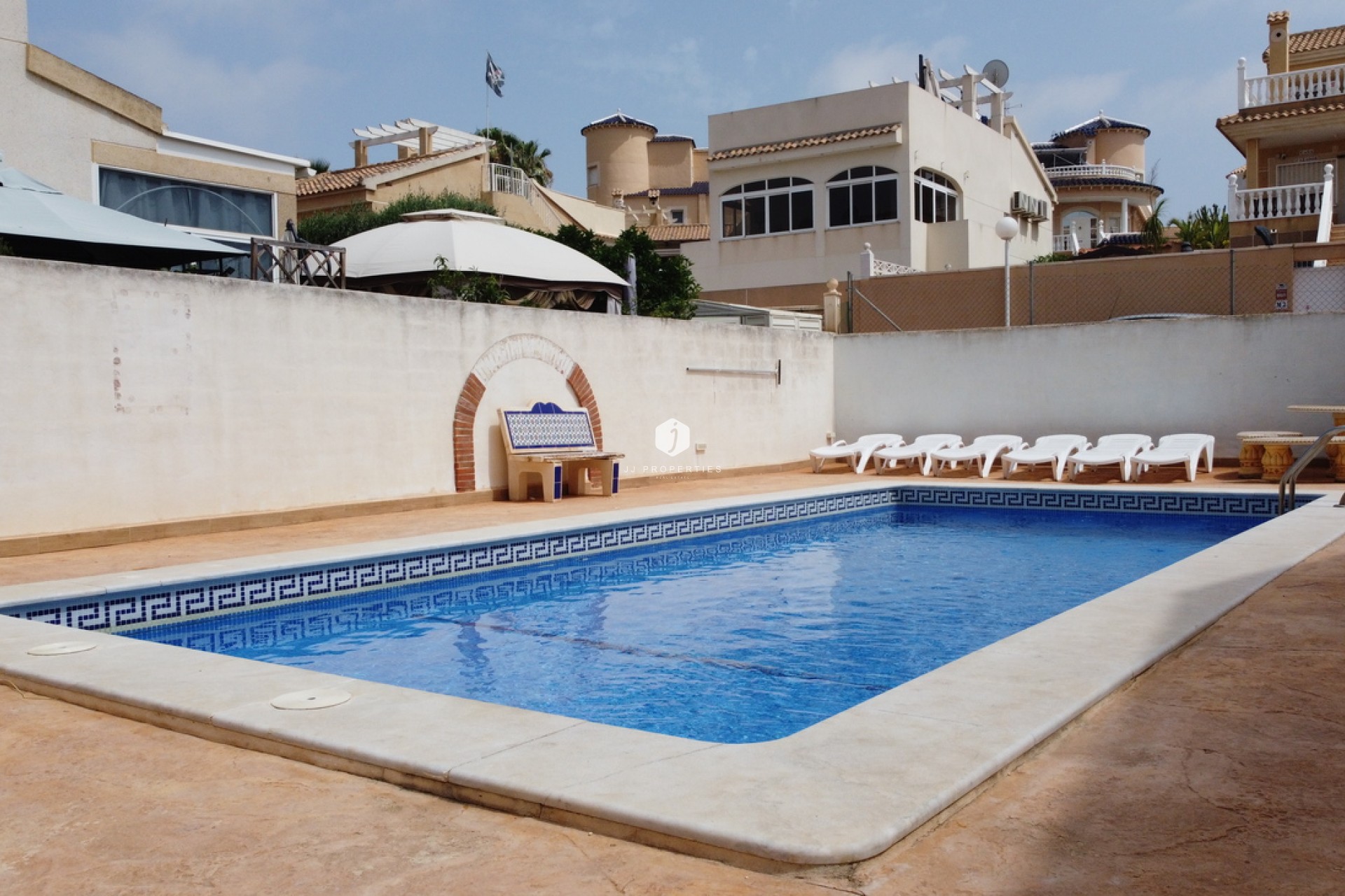 D'occasion - Attique -
Torrevieja - La Florida