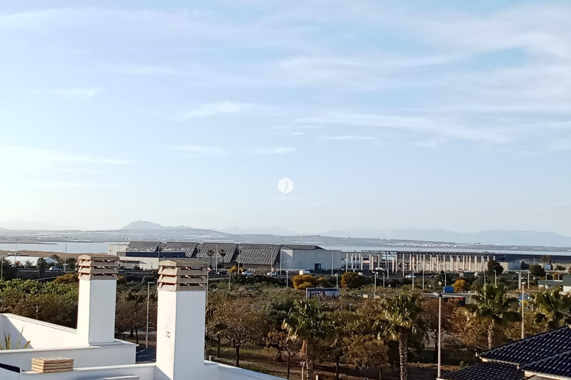 D'occasion - Attique -
Torrevieja - La veleta