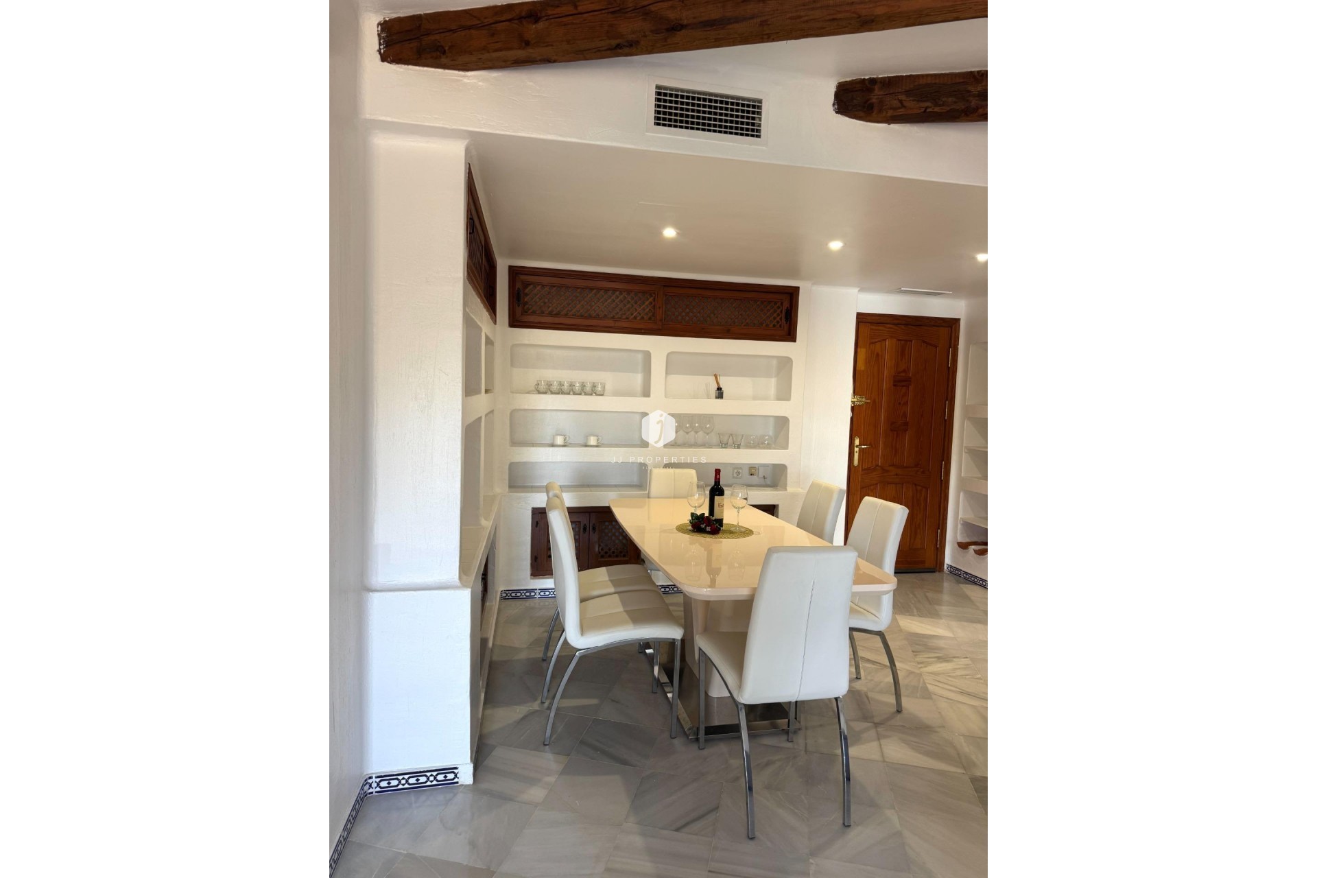 D'occasion - Attique -
Torrevieja - Los Frutales