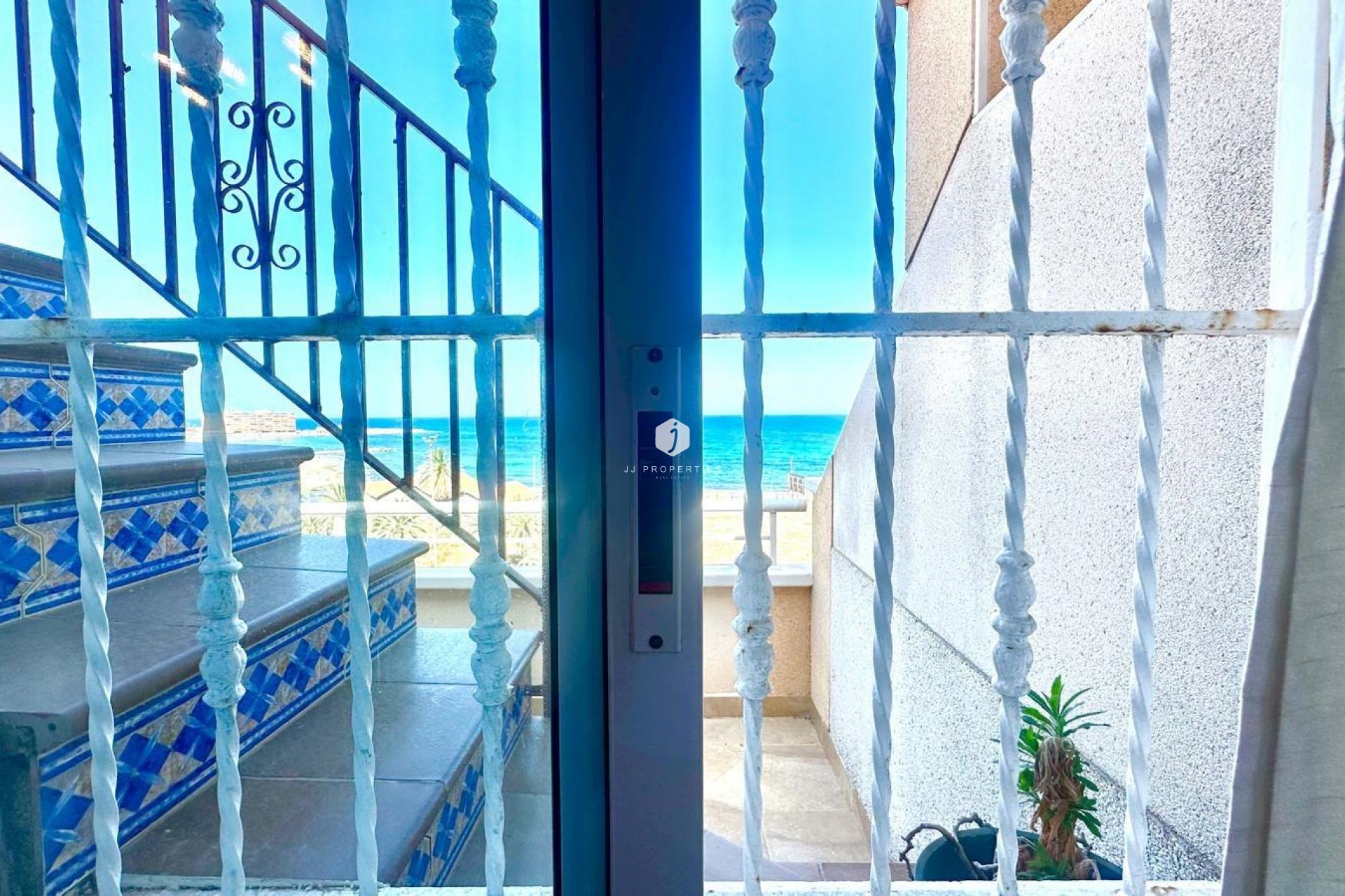 D'occasion - Attique -
Torrevieja - Playa del Cura