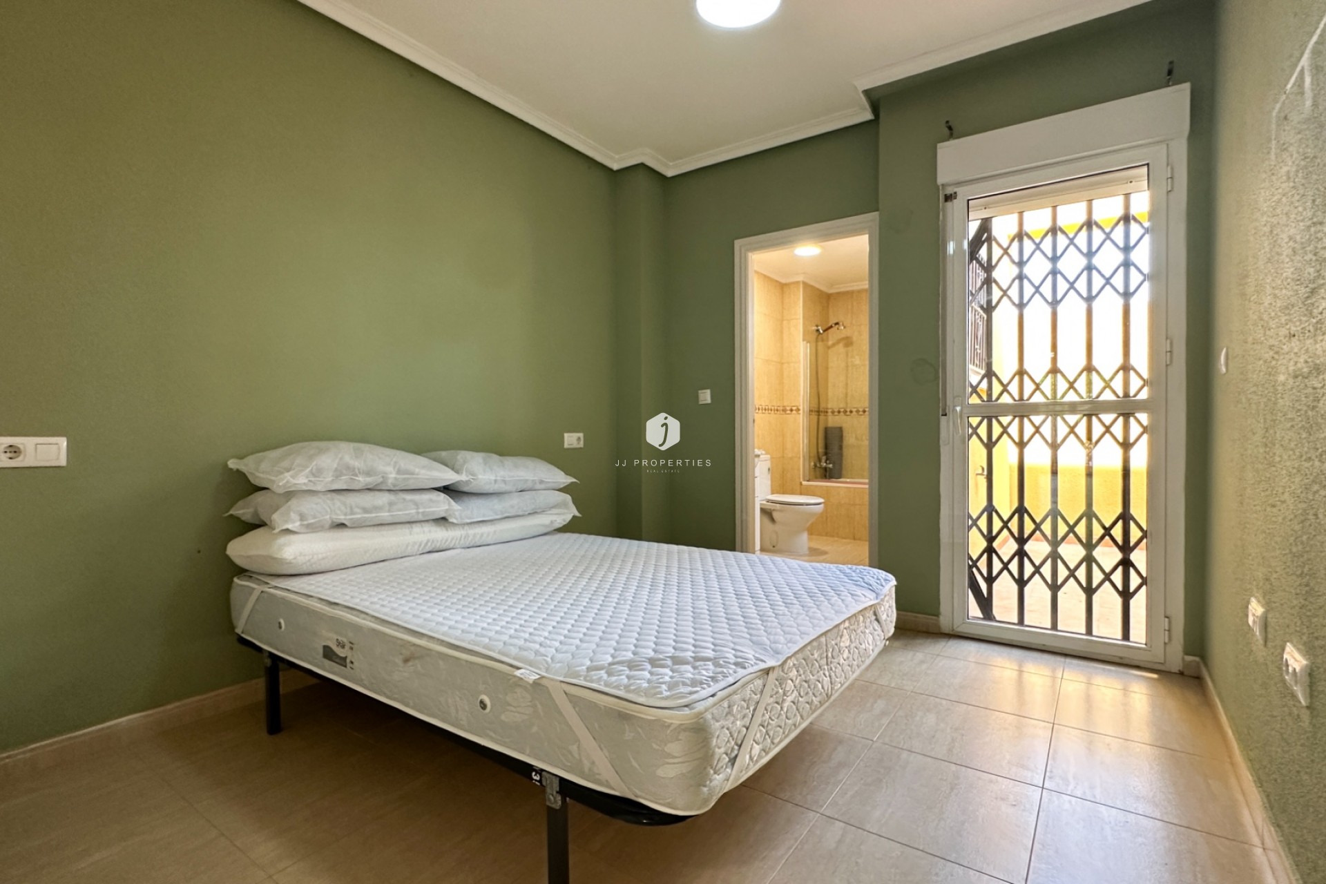 D'occasion - Bungalow -
Daya Nueva - Costa Blanca
