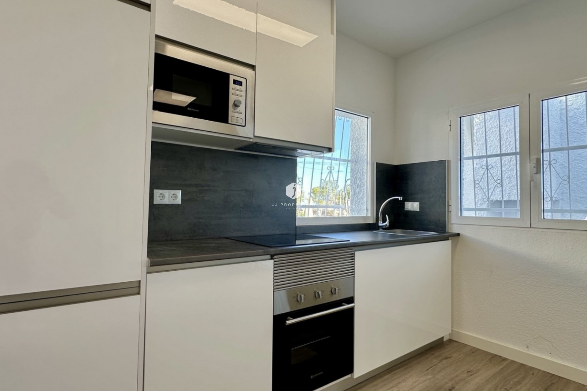 D'occasion - Bungalow -
Orihuela Costa - Costa Blanca