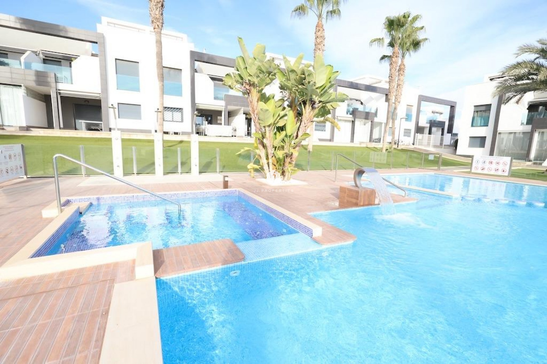 D'occasion - Bungalow -
Orihuela Costa - Costa Blanca
