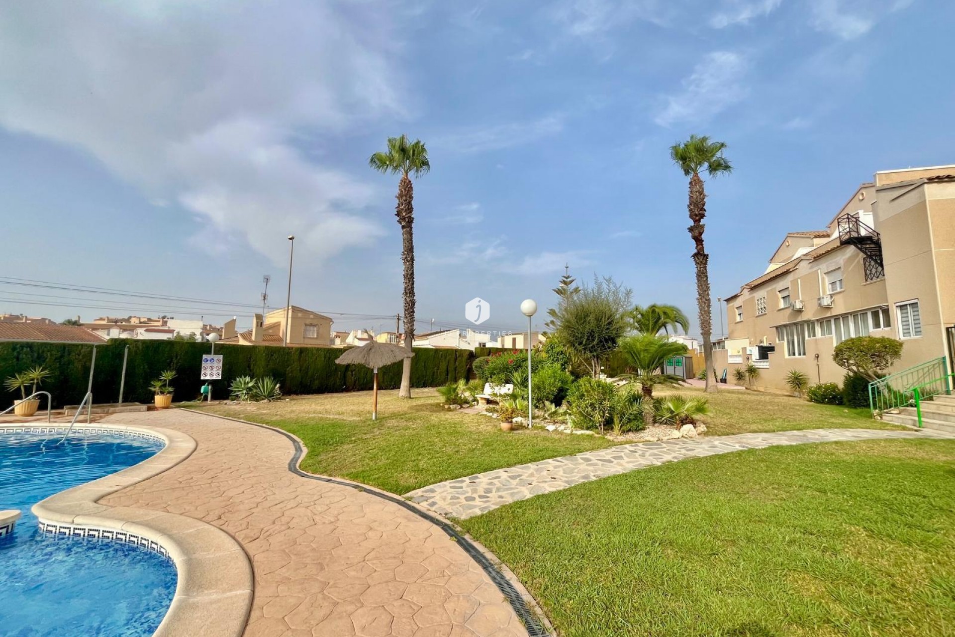 D'occasion - Bungalow -
Orihuela Costa - La Chismosa