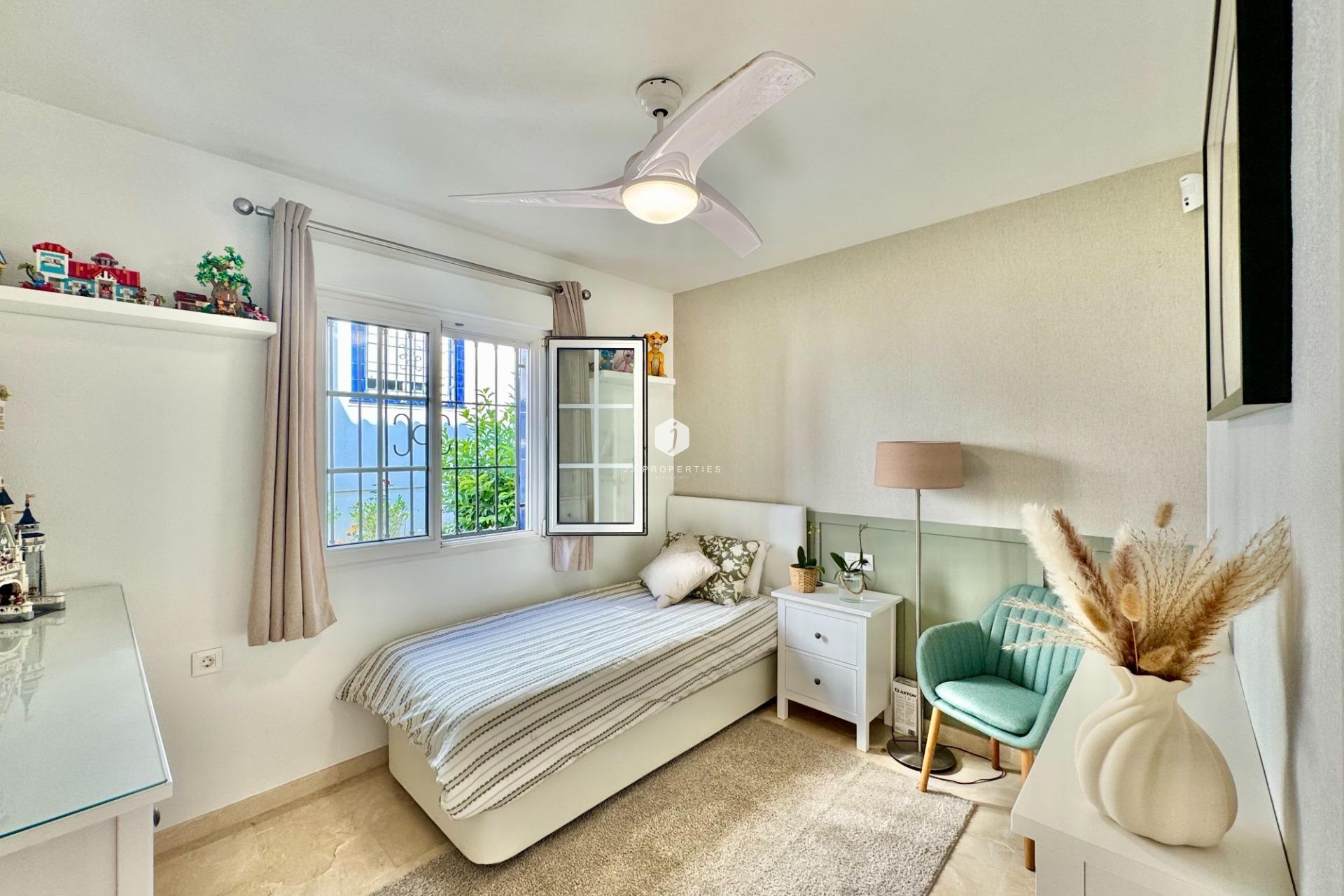 D'occasion - Bungalow -
Orihuela Costa - Villamartín-las Filipinas