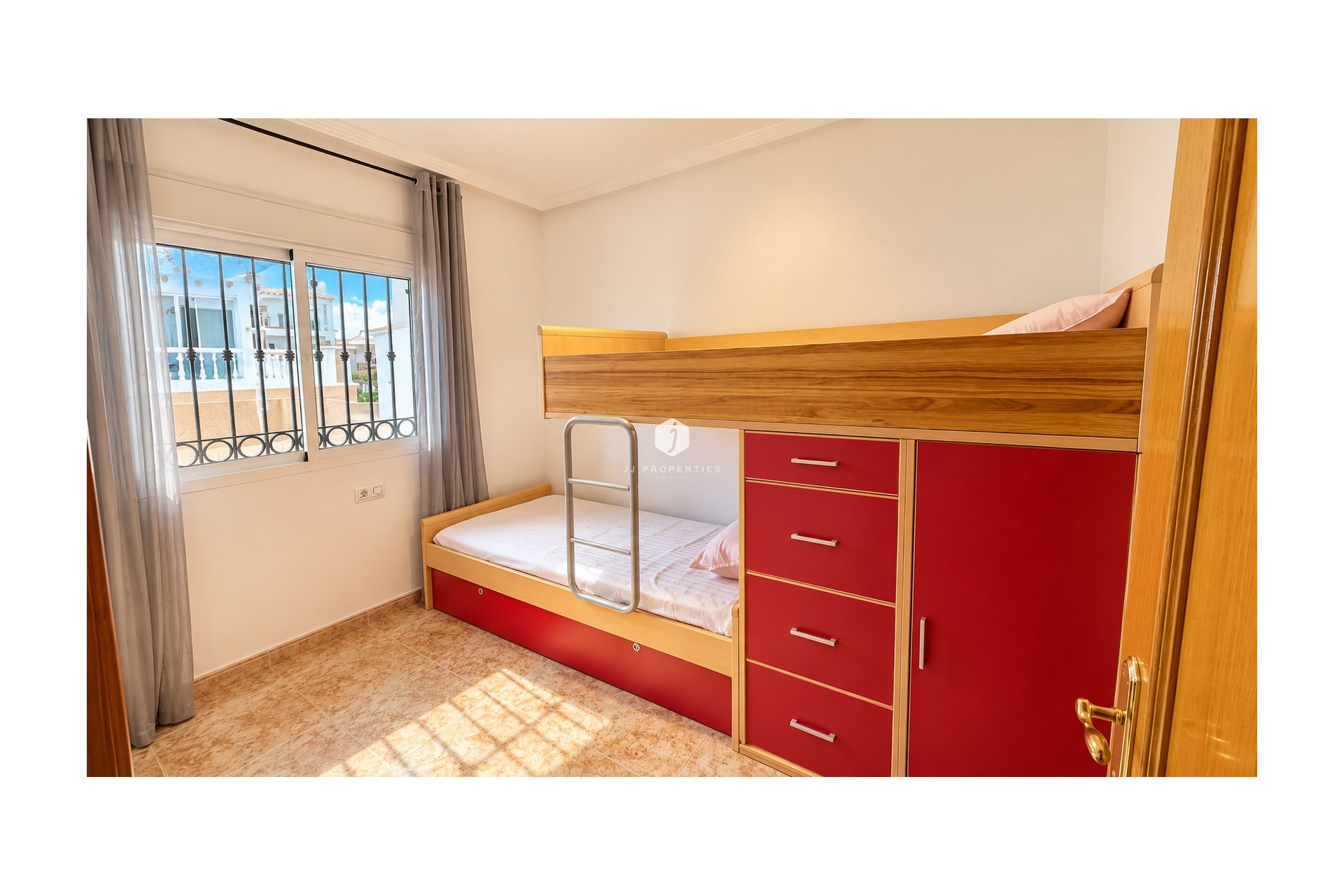 D'occasion - Bungalow -
Punta Prima - Costa Blanca