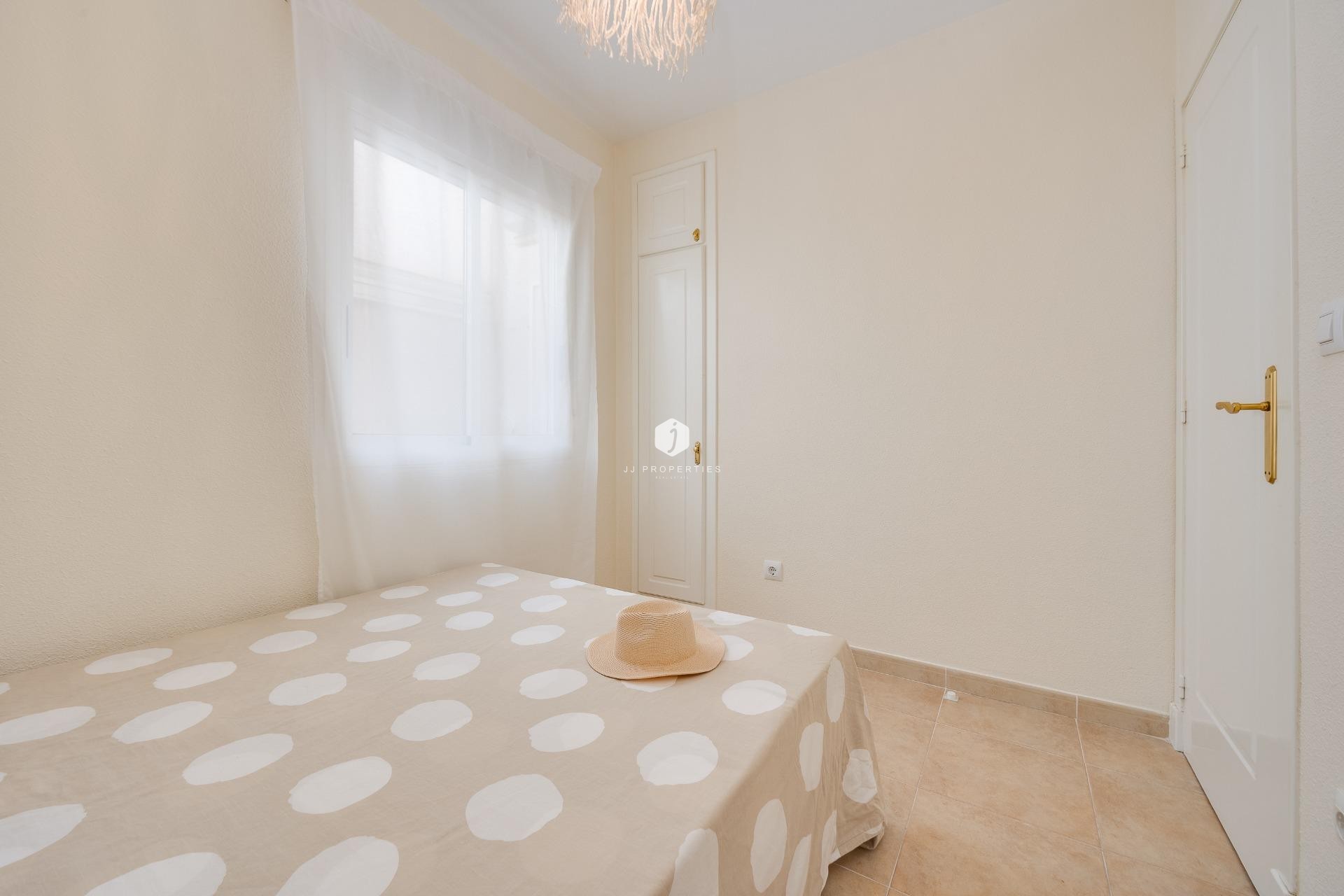 D'occasion - Bungalow -
Torrevieja - Aguas Nuevas 1