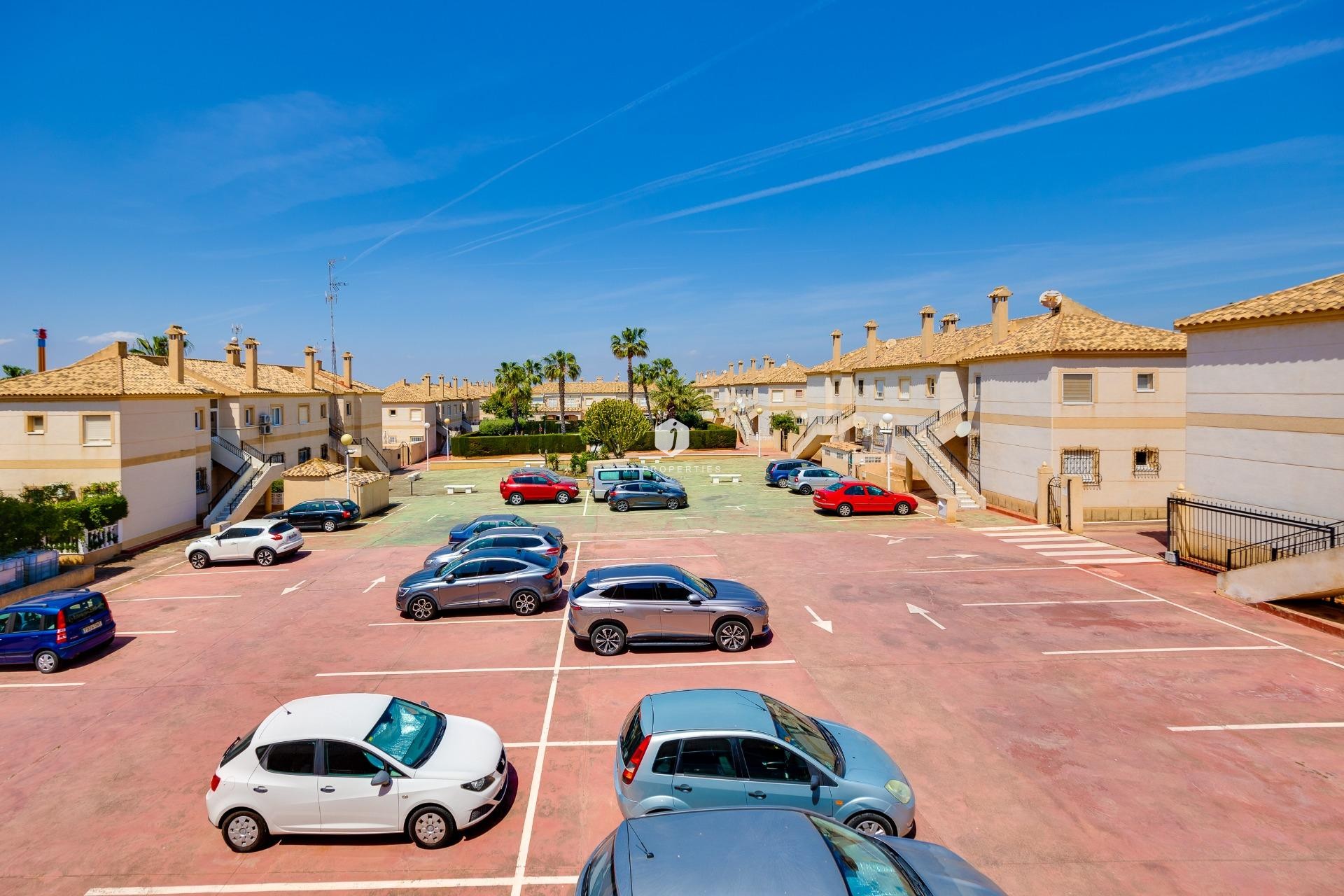 D'occasion - Bungalow -
Torrevieja - aguas nuevas
