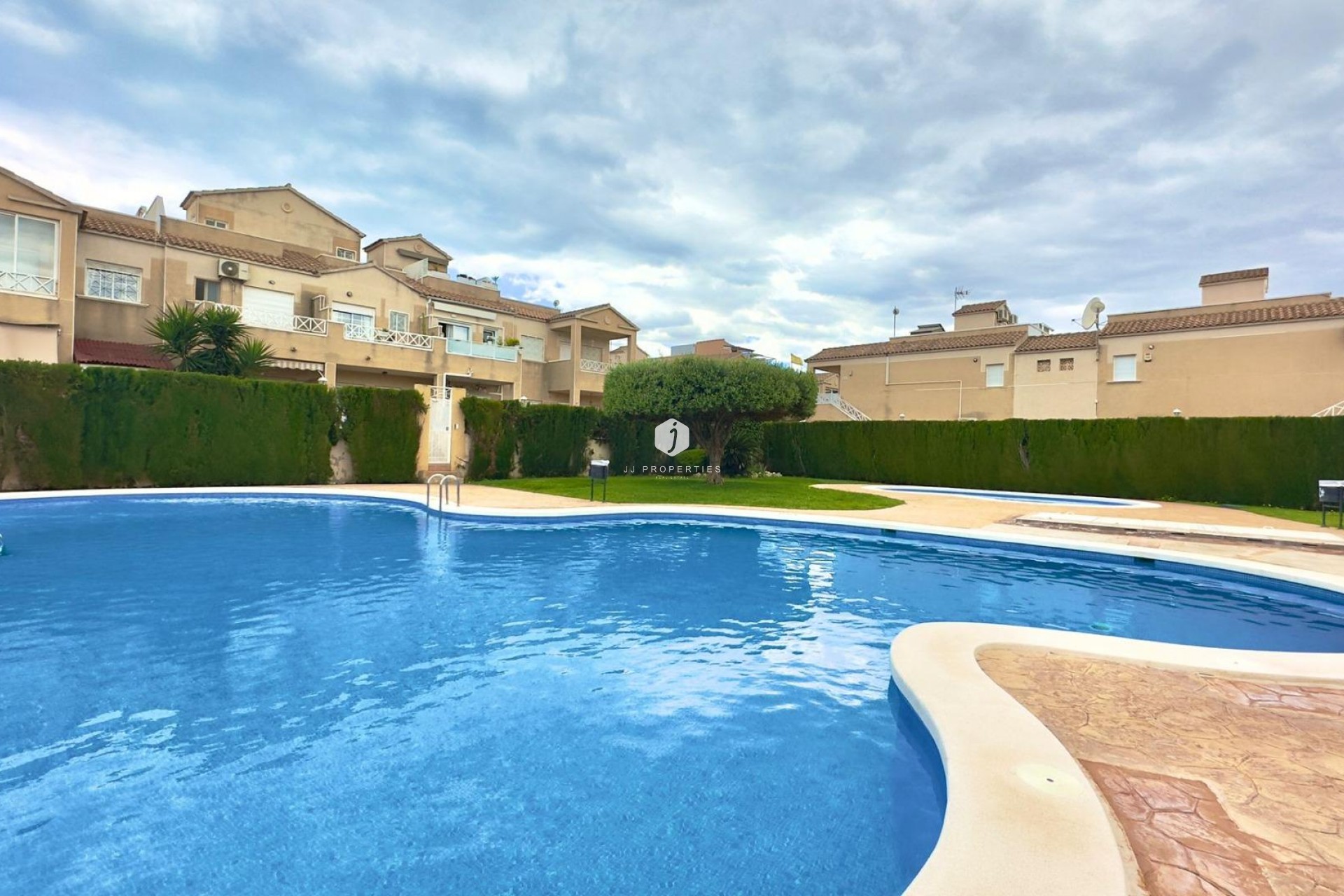 D'occasion - Bungalow -
Torrevieja - Centro