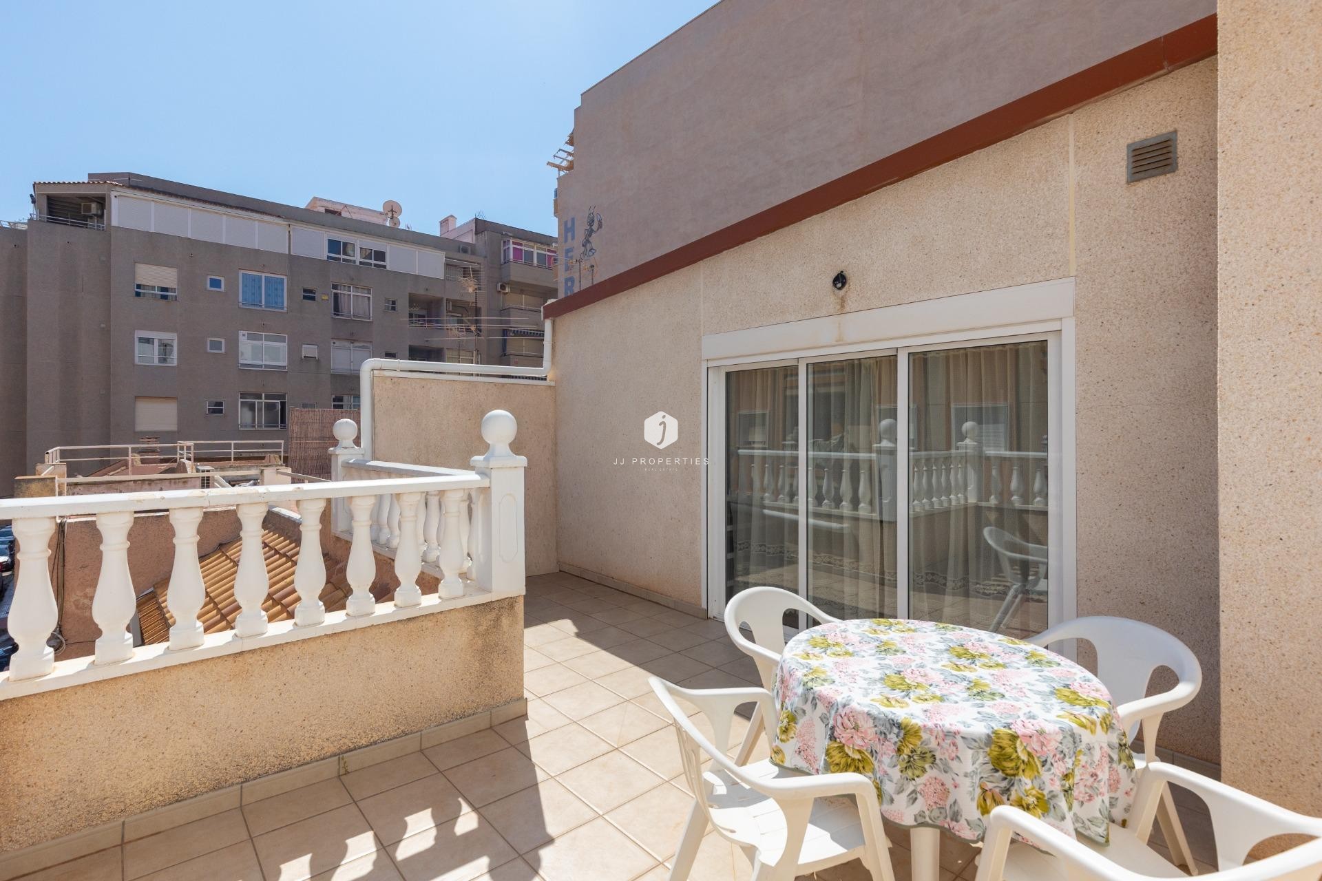 D'occasion - Bungalow -
Torrevieja - Centro