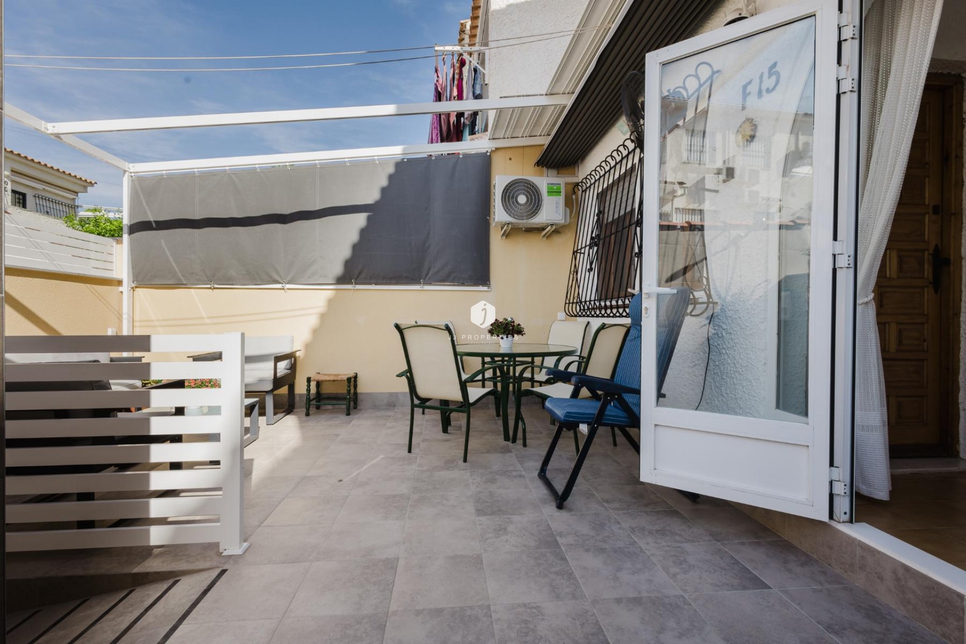 D'occasion - Bungalow -
Torrevieja - Costa Blanca