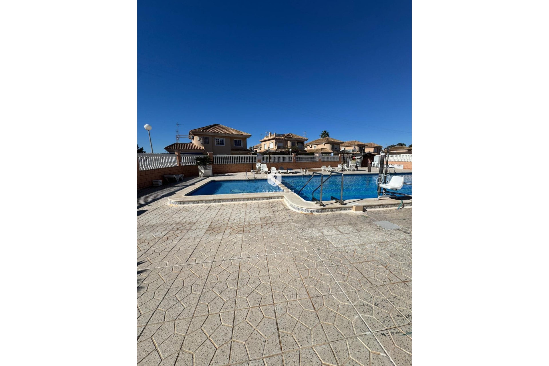 D'occasion - Bungalow -
Torrevieja - Costa Blanca