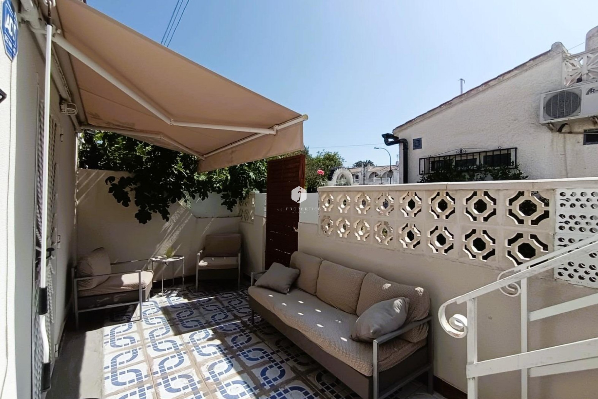 D'occasion - Bungalow -
Torrevieja - Costa Blanca