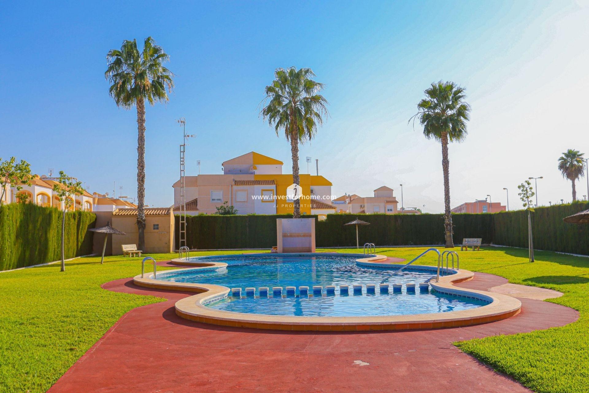 D'occasion - Bungalow -
Torrevieja - El Limonar