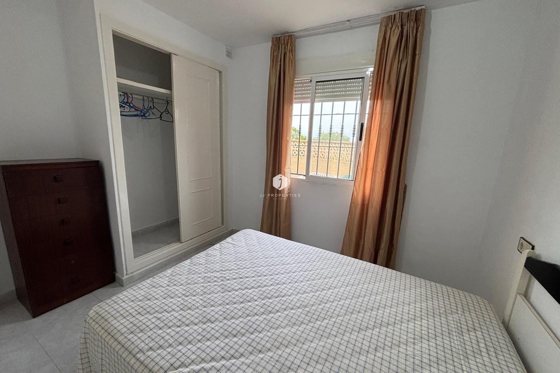 D'occasion - Bungalow -
Torrevieja - La Siesta - El Salado - Torreta