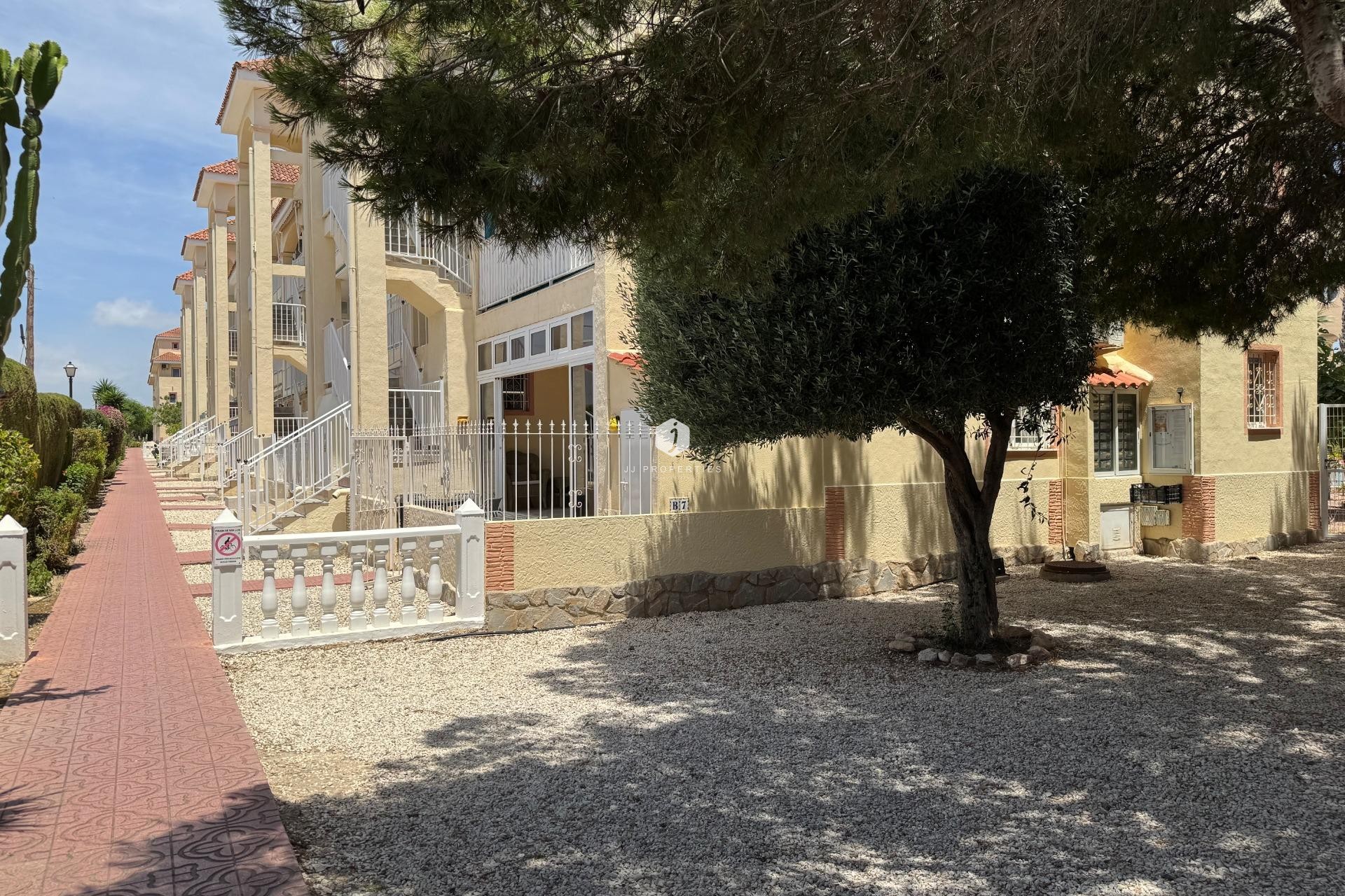 D'occasion - Bungalow -
Torrevieja - La Siesta - El Salado - Torreta