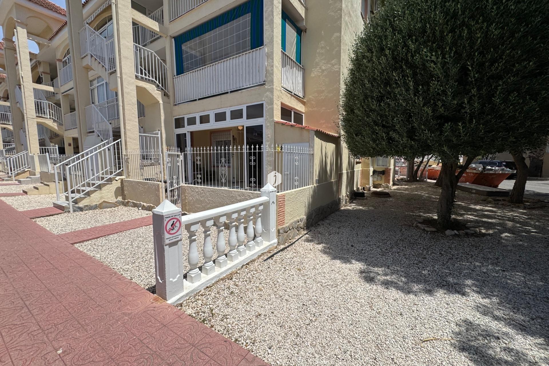 D'occasion - Bungalow -
Torrevieja - La Siesta - El Salado - Torreta