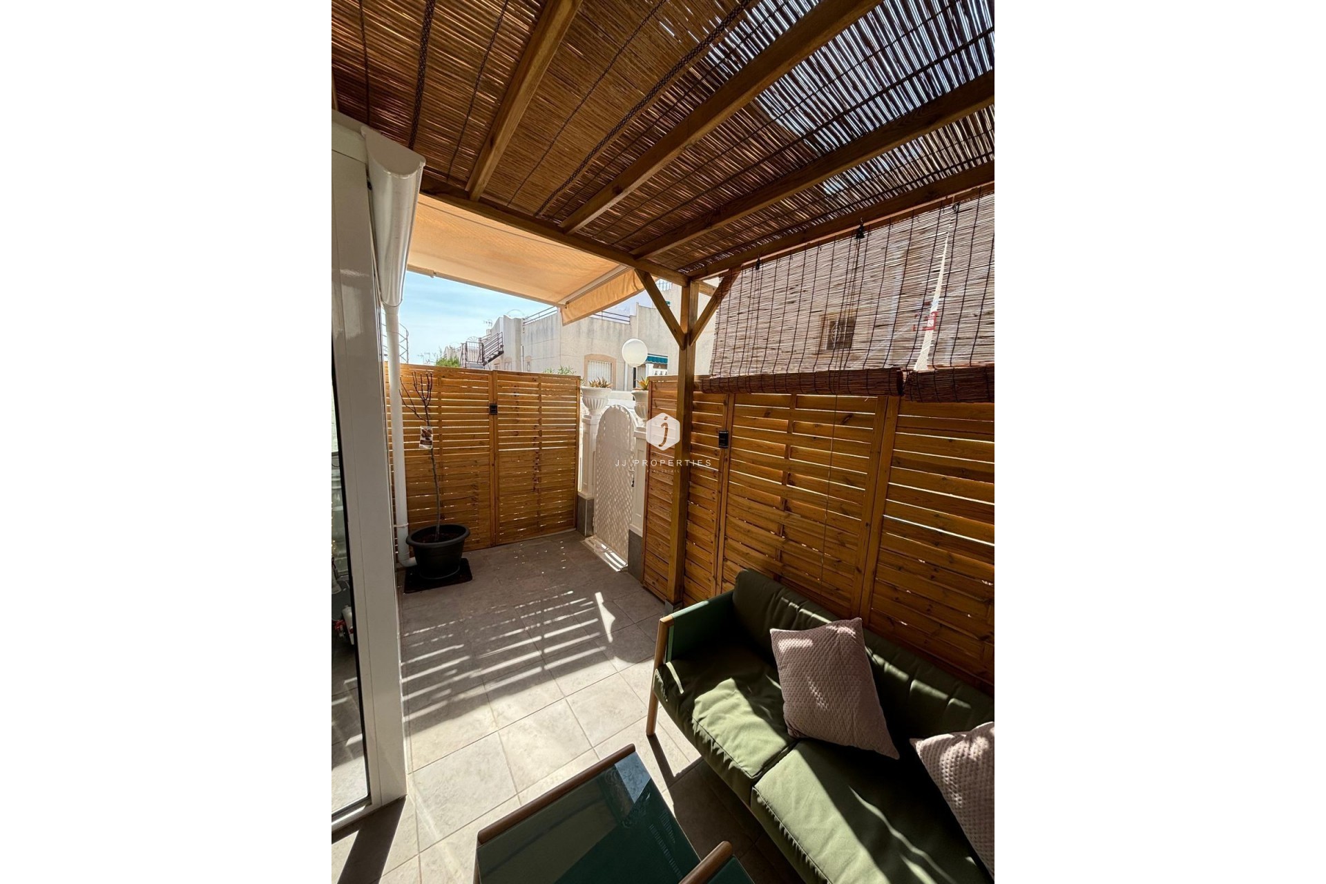 D'occasion - Bungalow -
Torrevieja - Los Balcones
