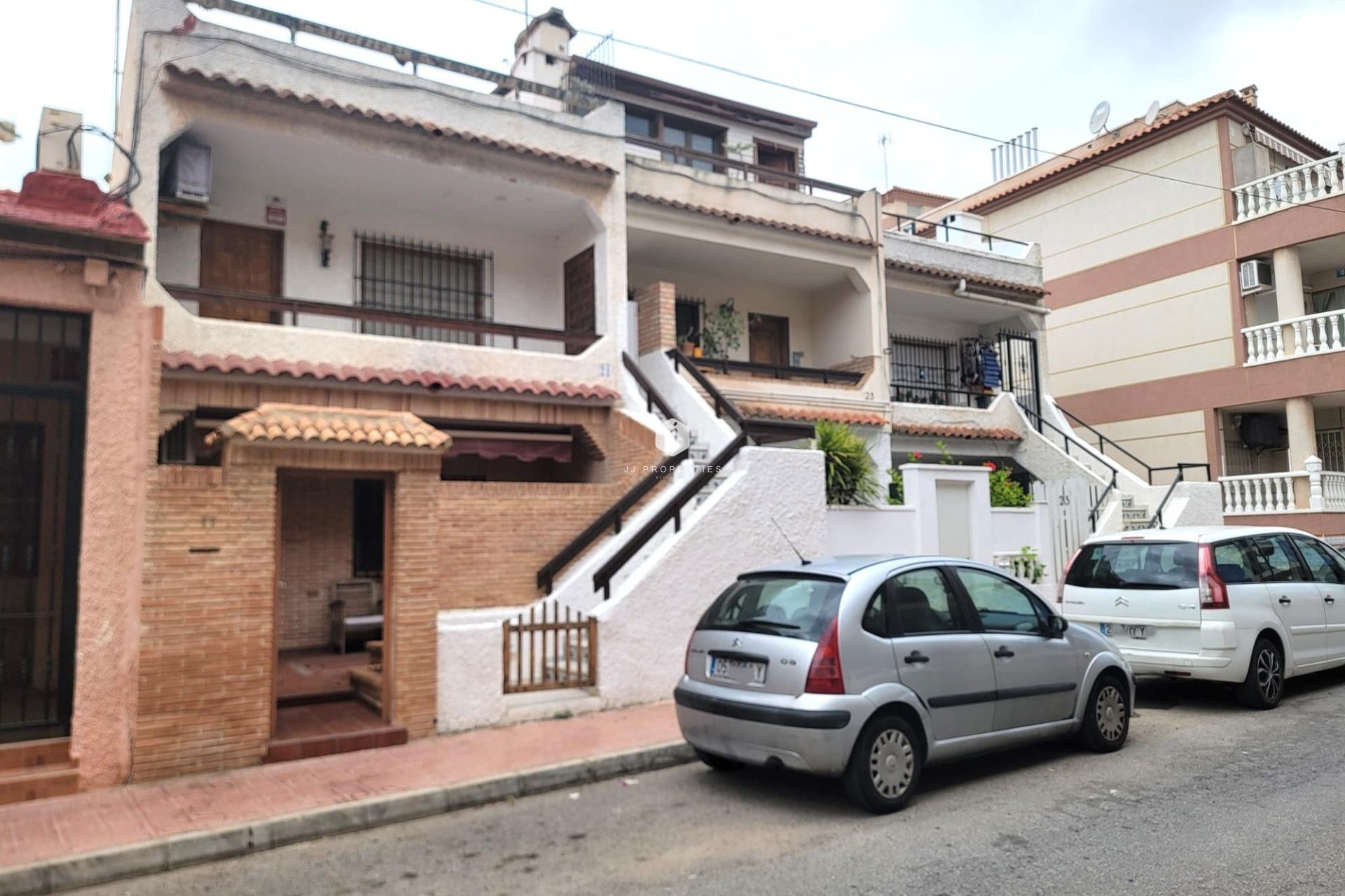 D'occasion - Bungalow -
Torrevieja - Playa de los Locos