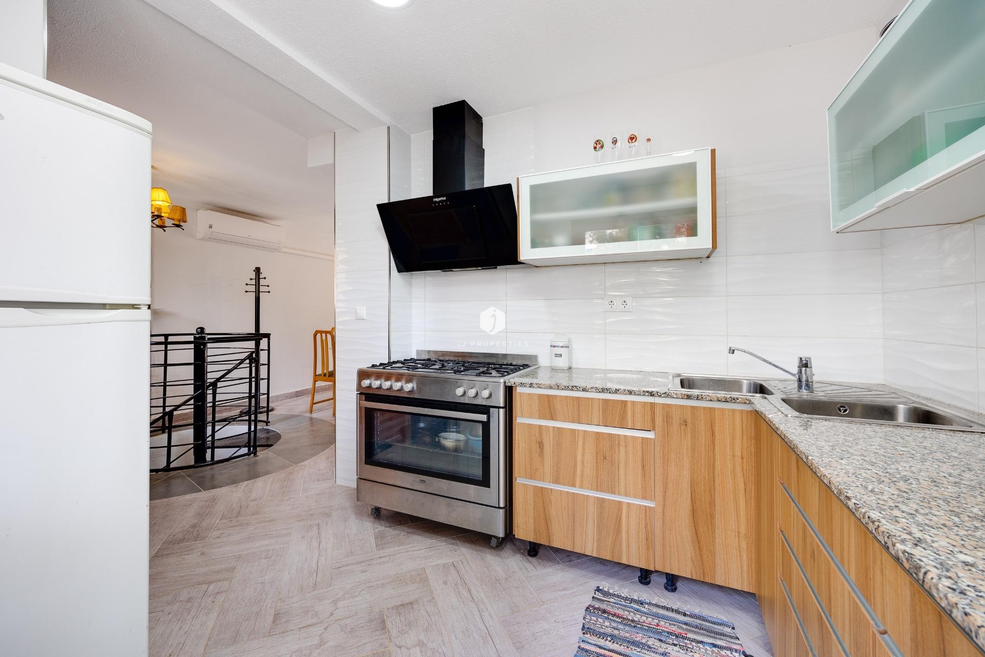 D'occasion - Bungalow -
Torrevieja - Torre la mata