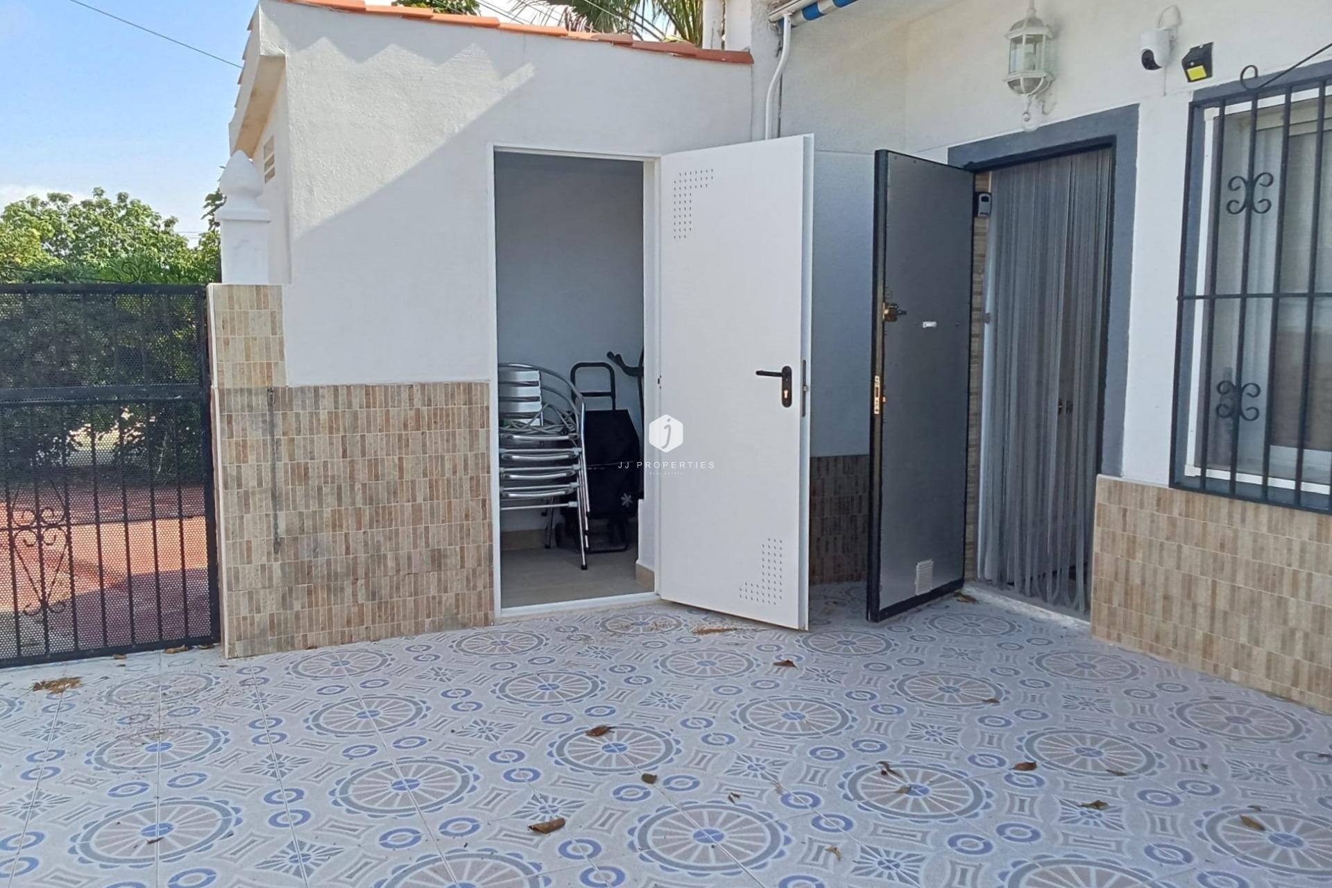 D'occasion - Bungalow -
Torrevieja - Torretas