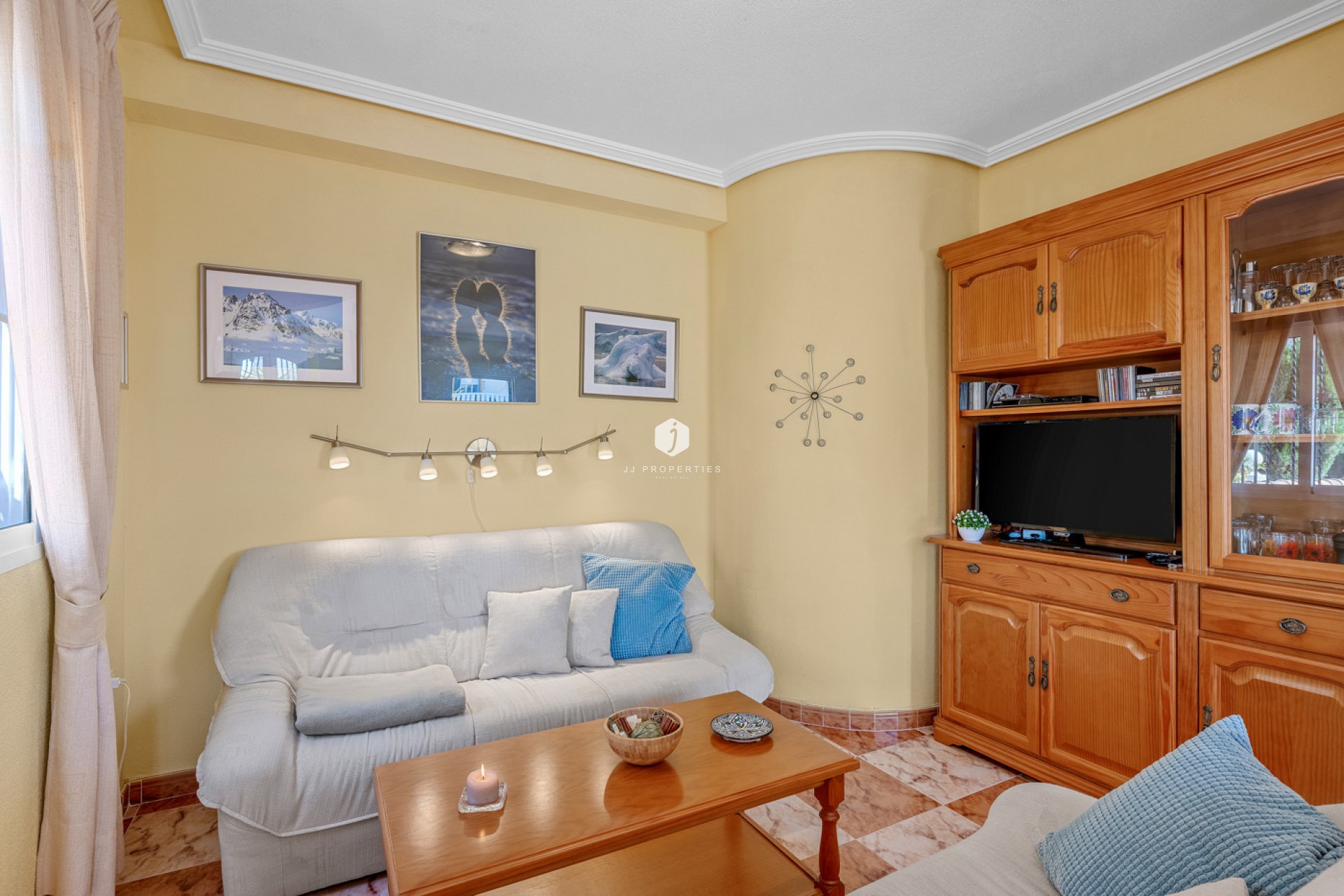 D'occasion - Chalet -
Cabo Roig - Costa Blanca