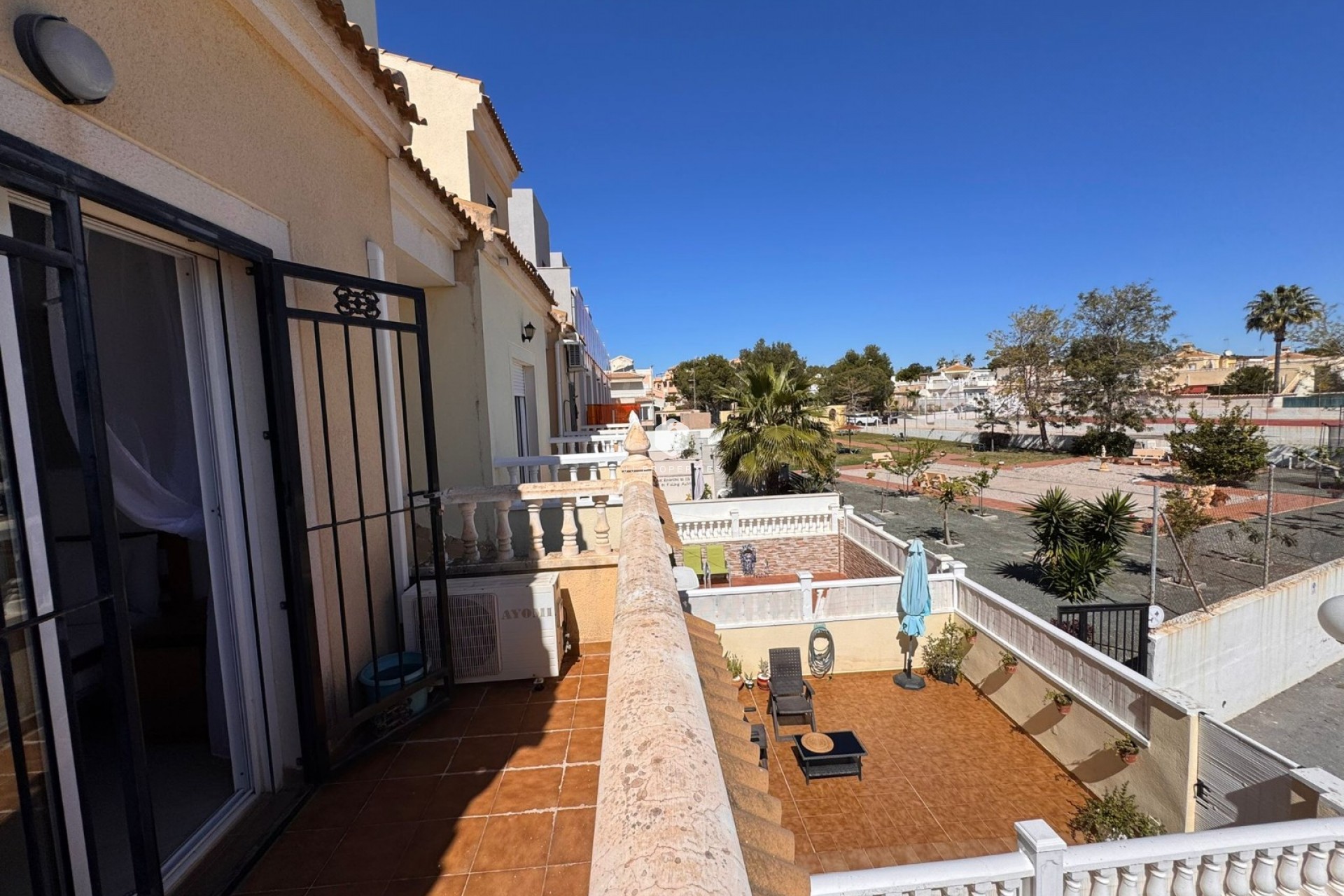 D'occasion - Chalet -
Campoamor - Costa Blanca