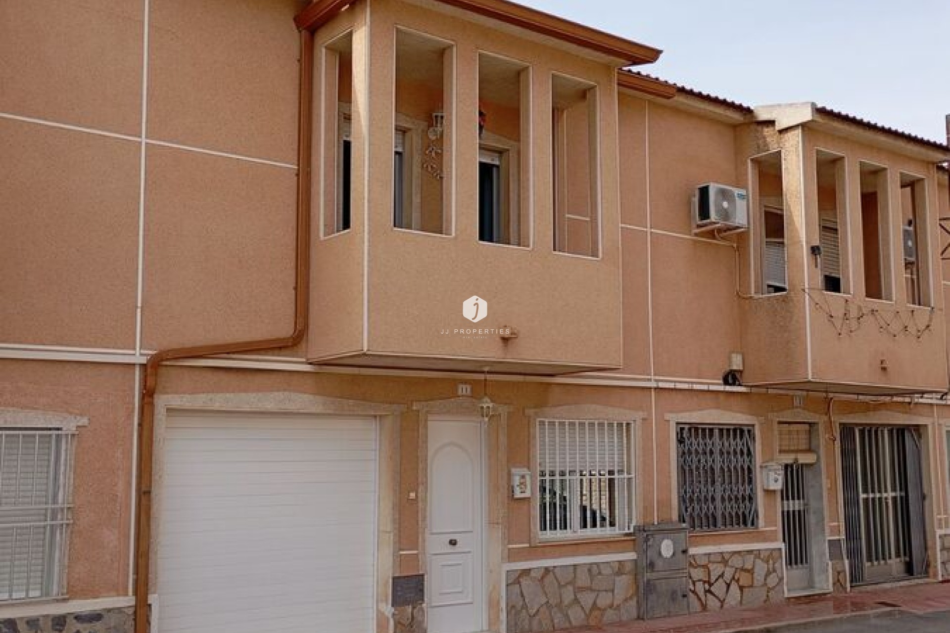 D'occasion - Chalet -
Daya Vieja - Costa Blanca