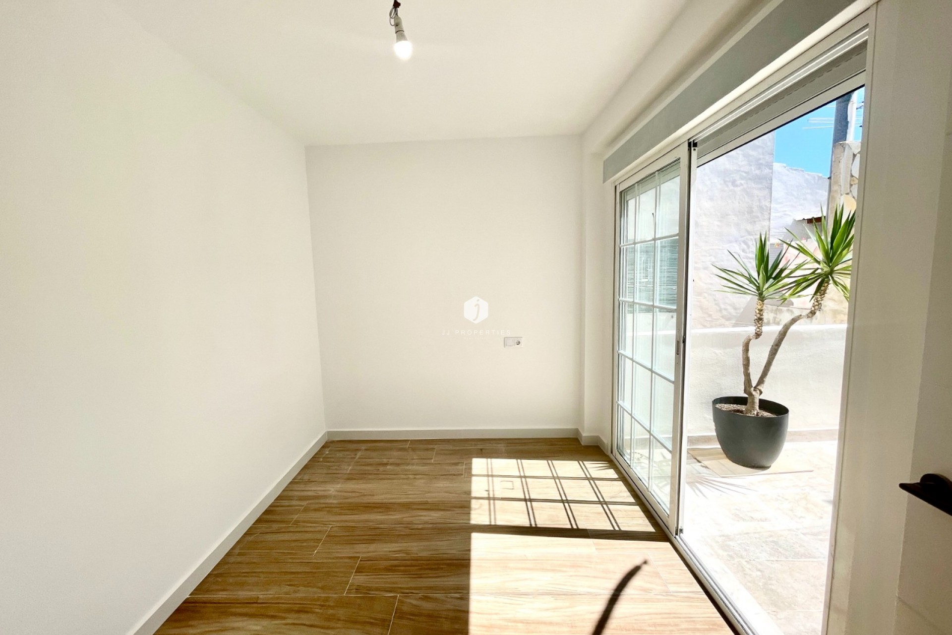 D'occasion - Chalet -
Daya Vieja - Costa Blanca