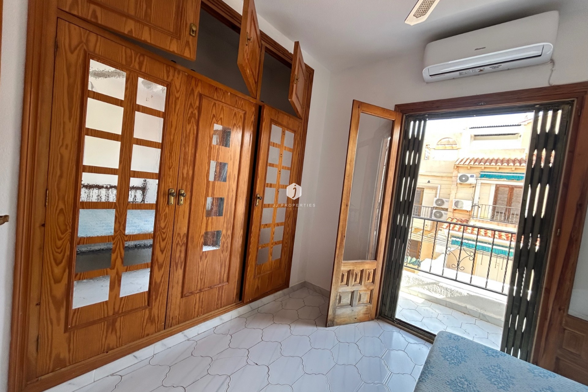 D'occasion - Chalet -
El Chaparral - Inland