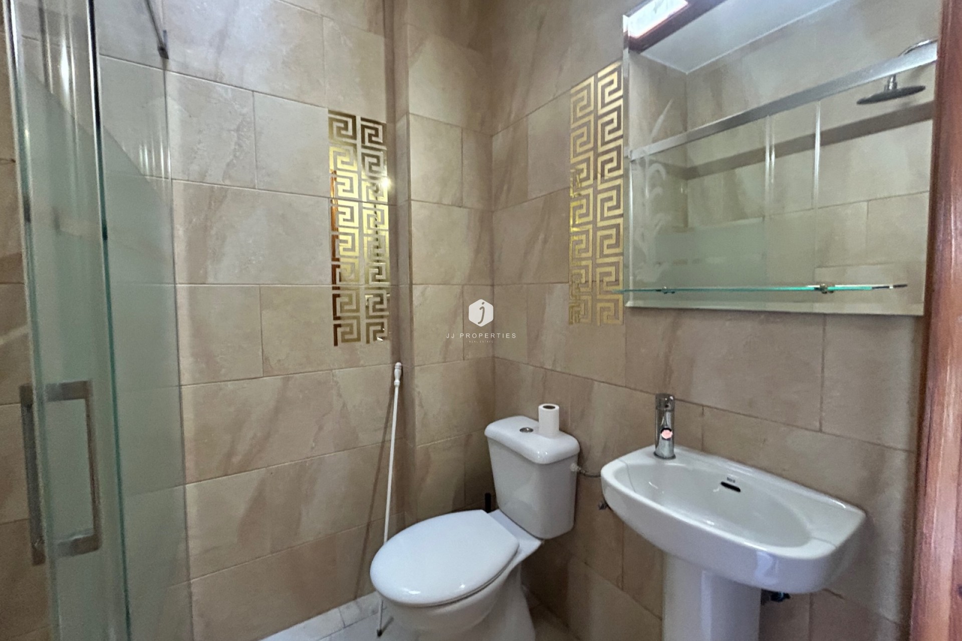 D'occasion - Chalet -
El Chaparral - Inland