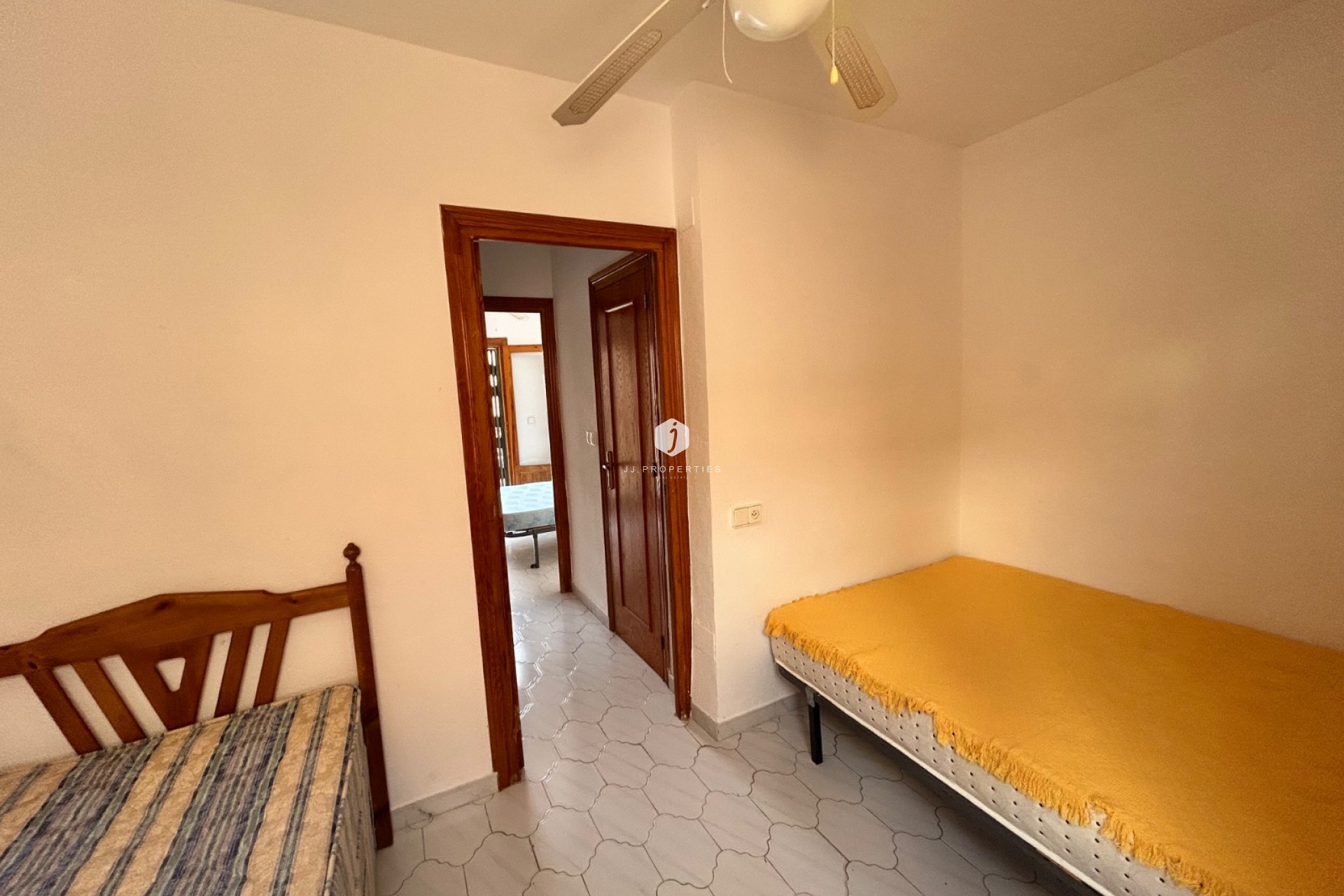 D'occasion - Chalet -
El Chaparral - Inland