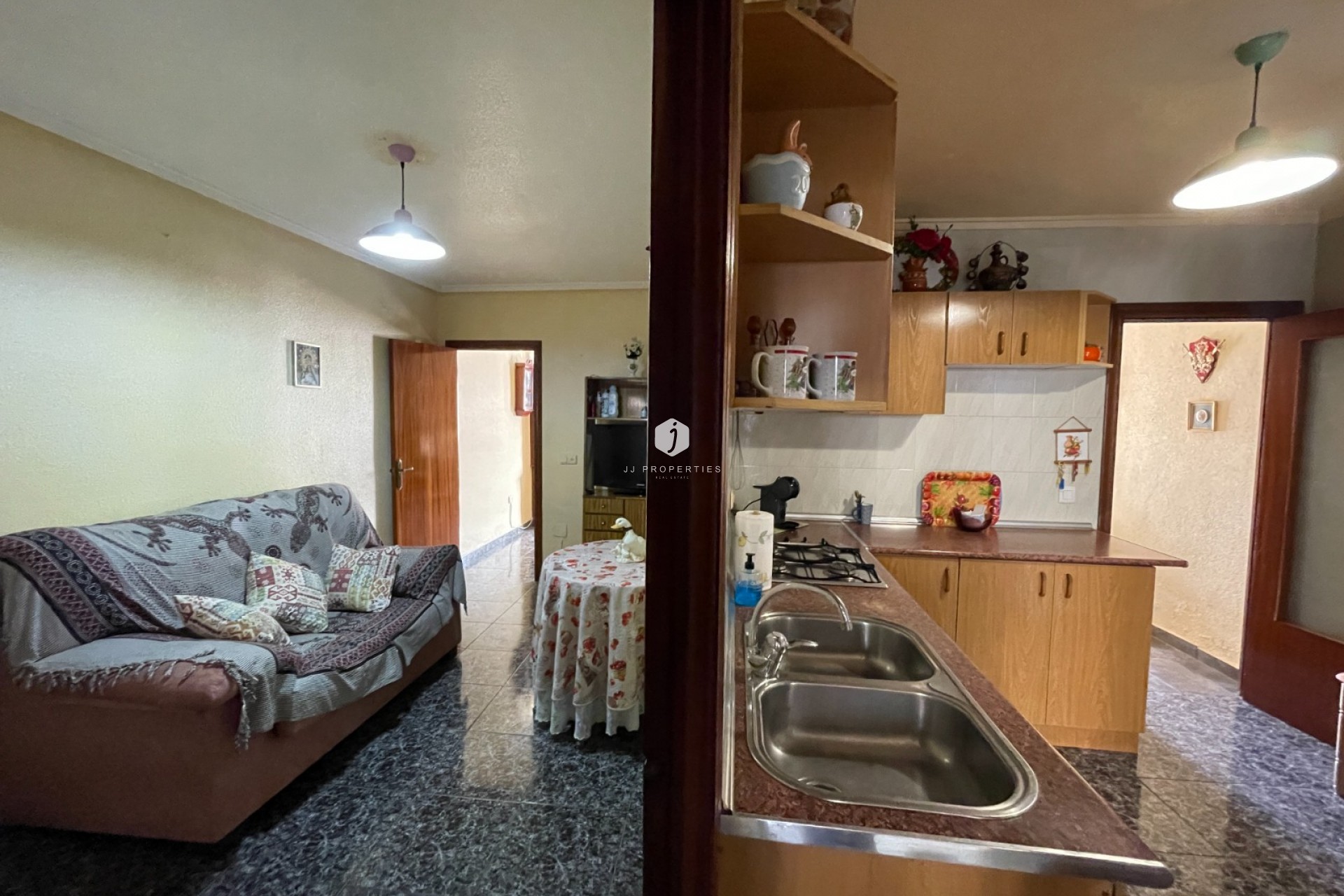 D'occasion - Chalet -
Jacarilla - Inland