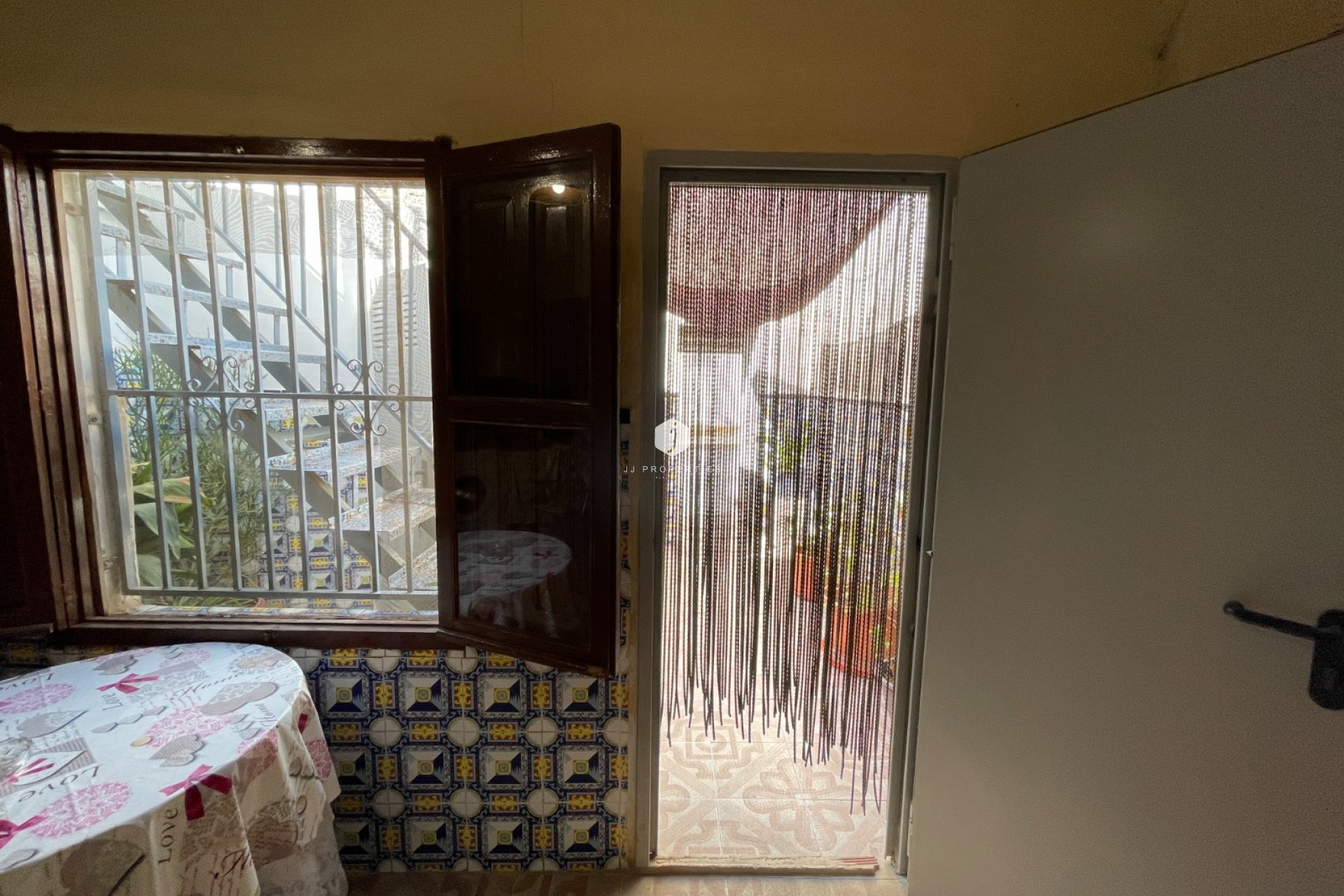 D'occasion - Chalet -
Jacarilla - Inland