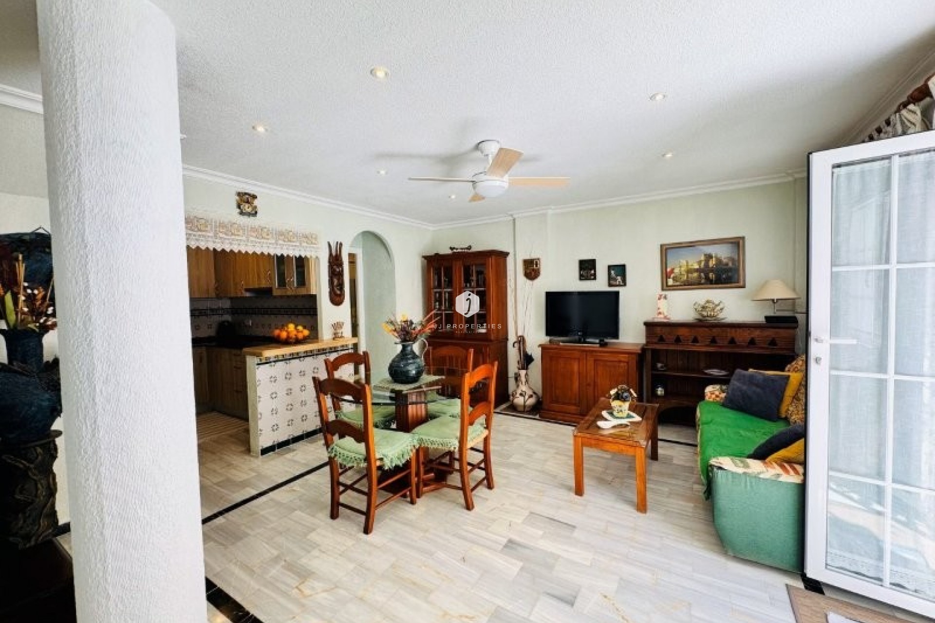 D'occasion - Chalet -
La Mata - Costa Blanca