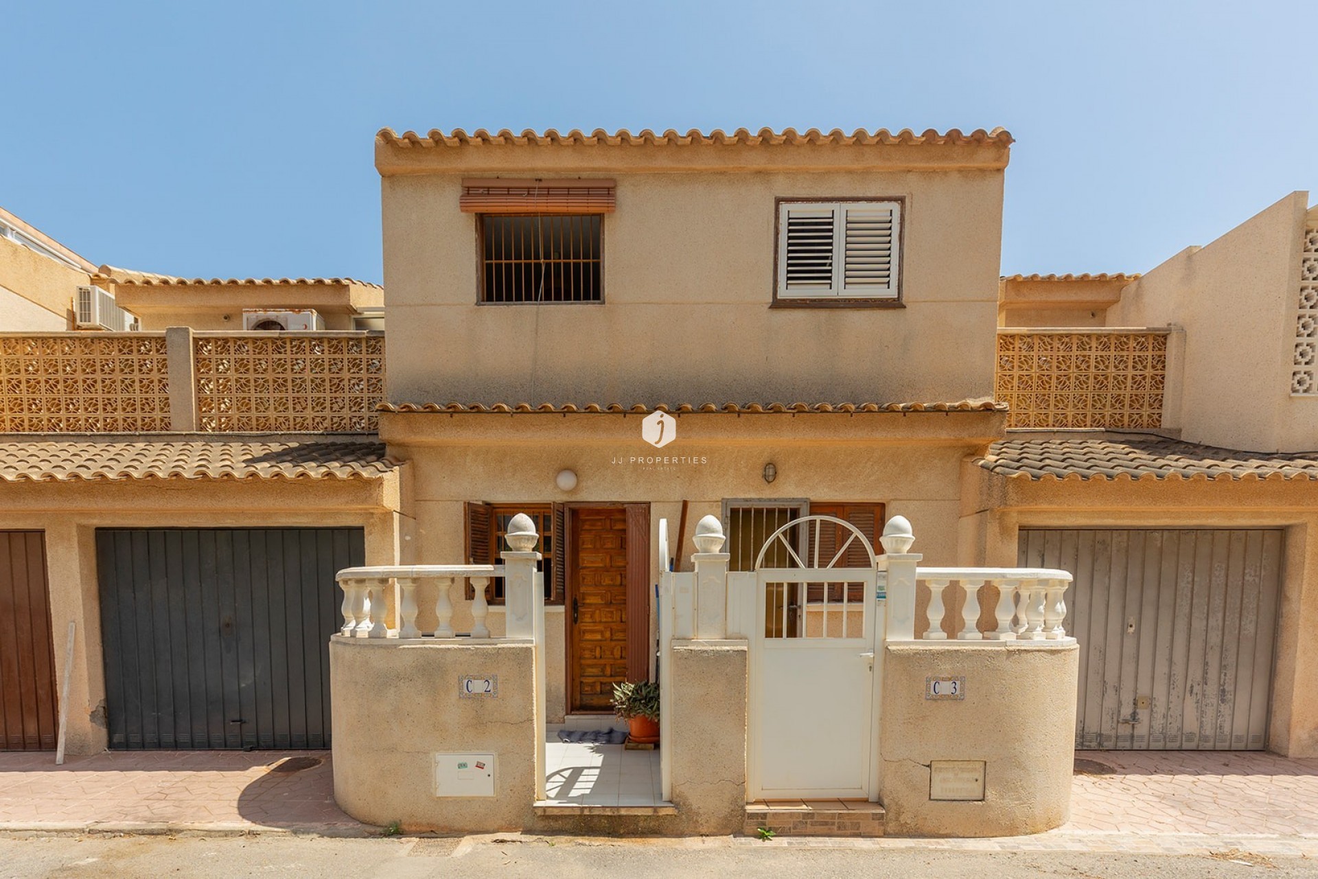 D'occasion - Chalet -
La Mata - Costa Blanca