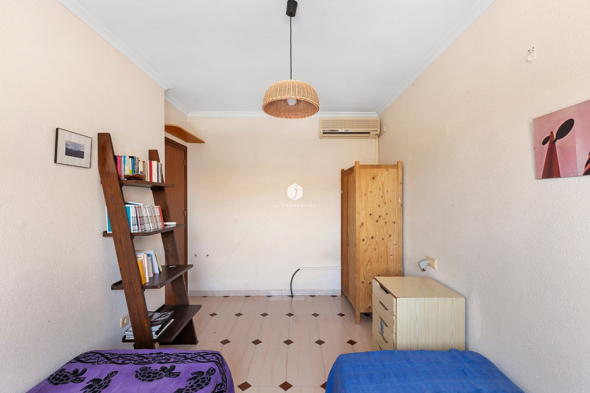 D'occasion - Chalet -
La Mata - Costa Blanca