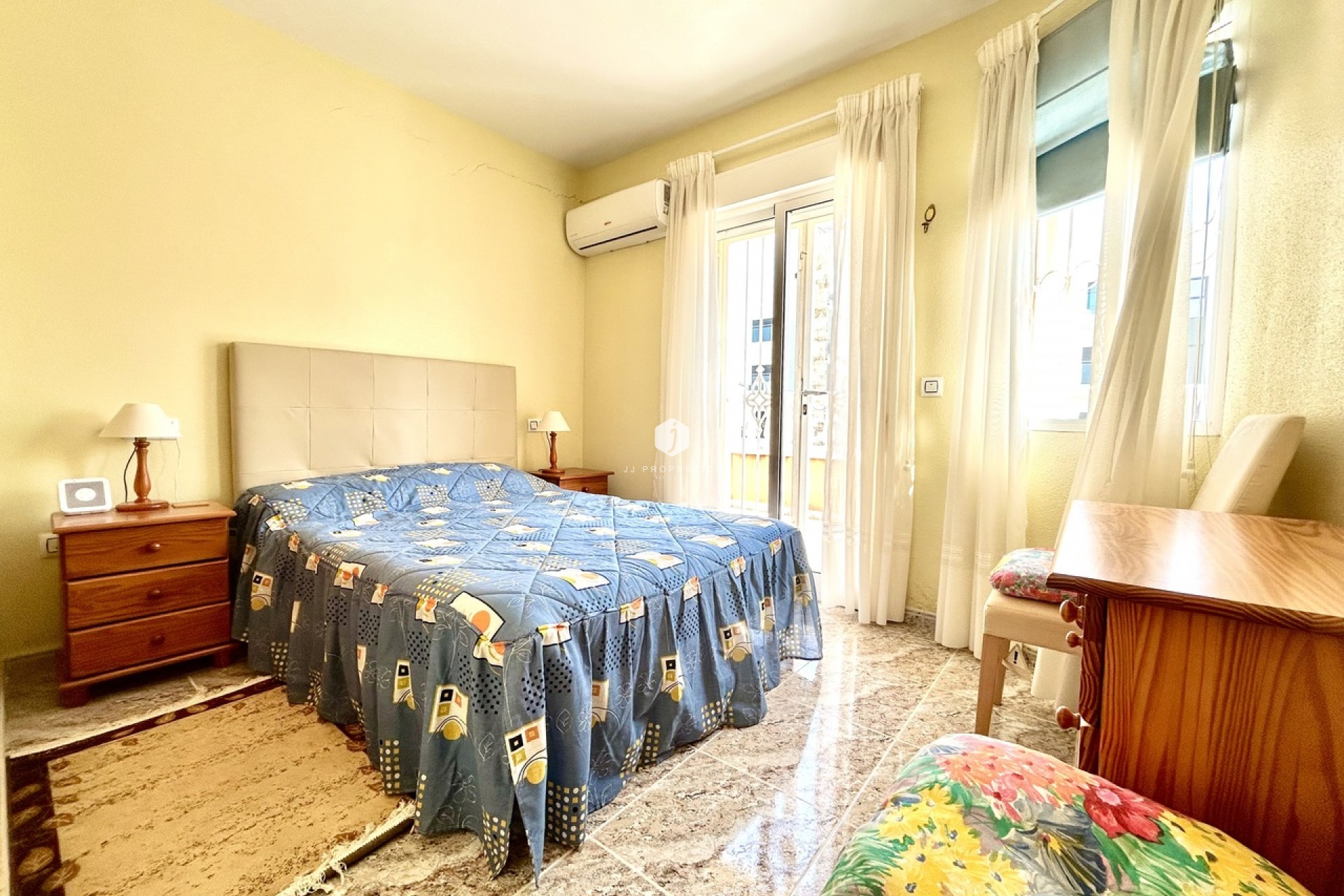 D'occasion - Chalet -
La Zenia - Costa Blanca