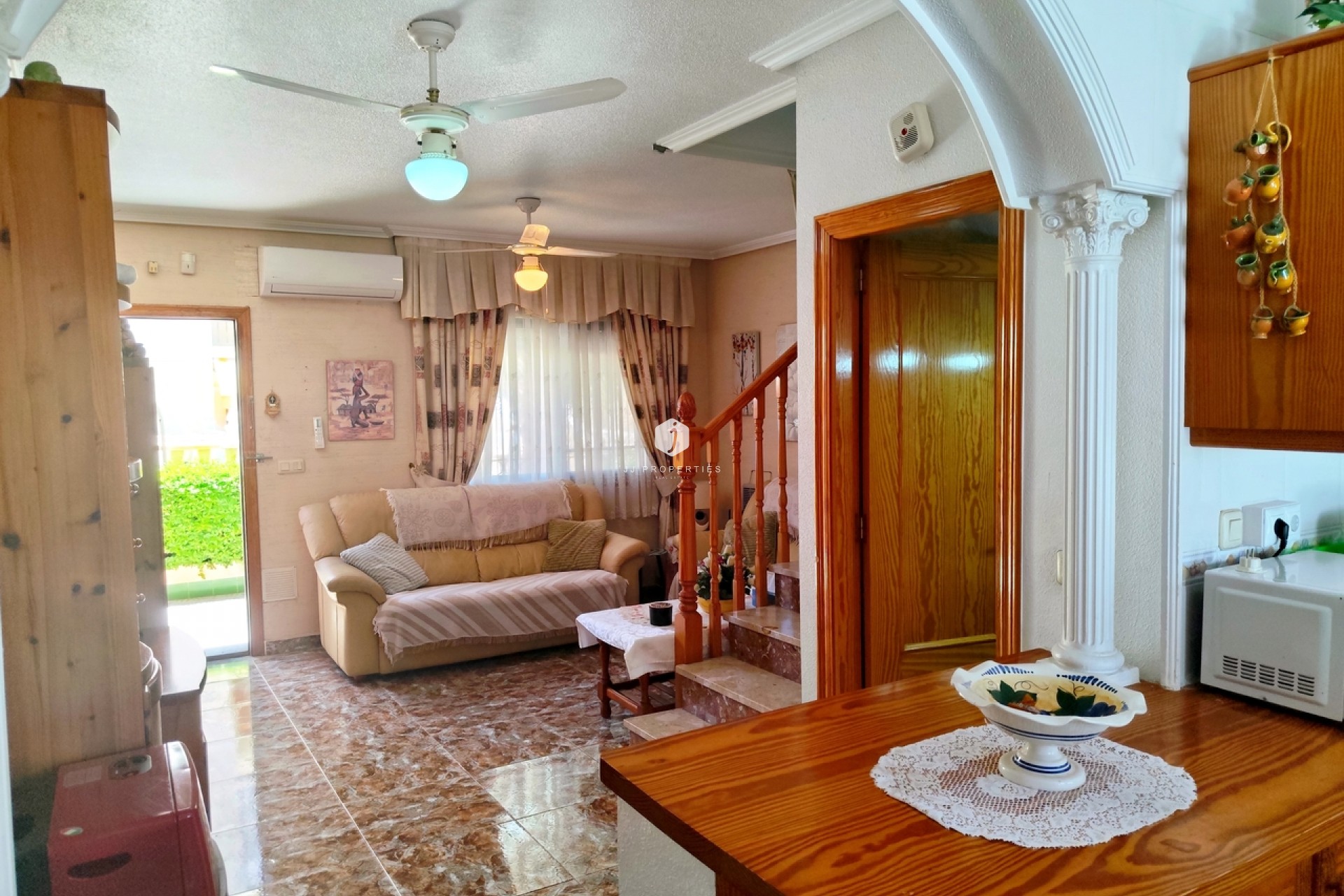 D'occasion - Chalet -
La Zenia - Costa Blanca