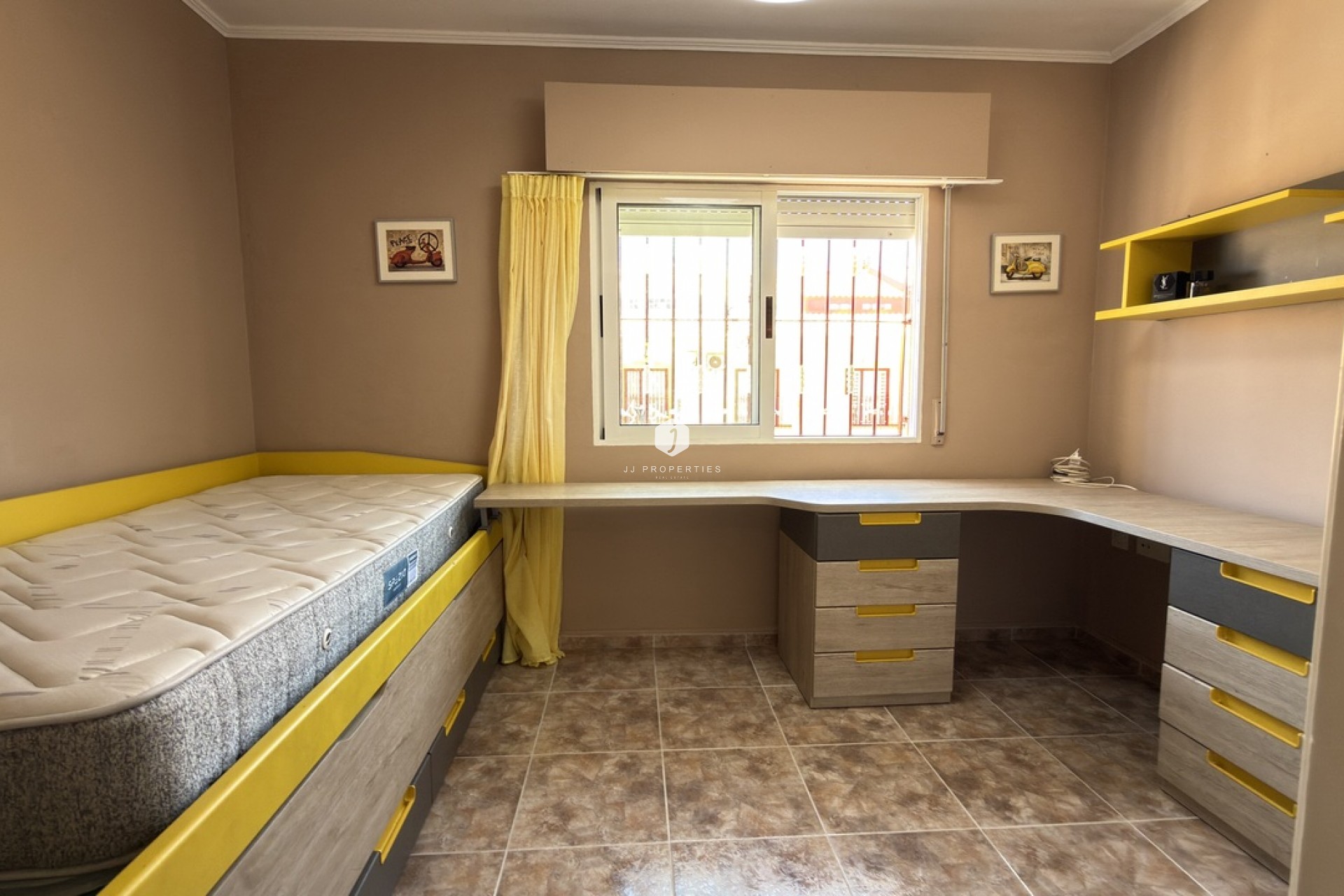 D'occasion - Chalet -
La Zenia - Costa Blanca