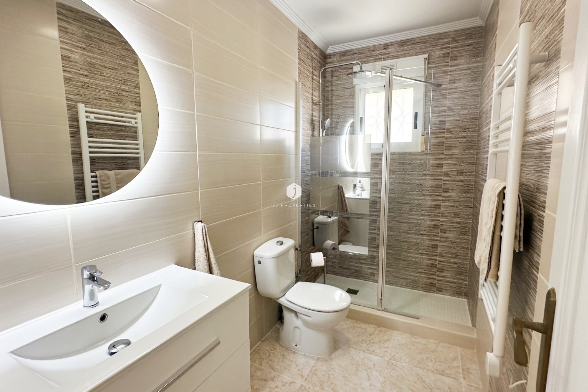 D'occasion - Chalet -
Los Altos - Costa Blanca