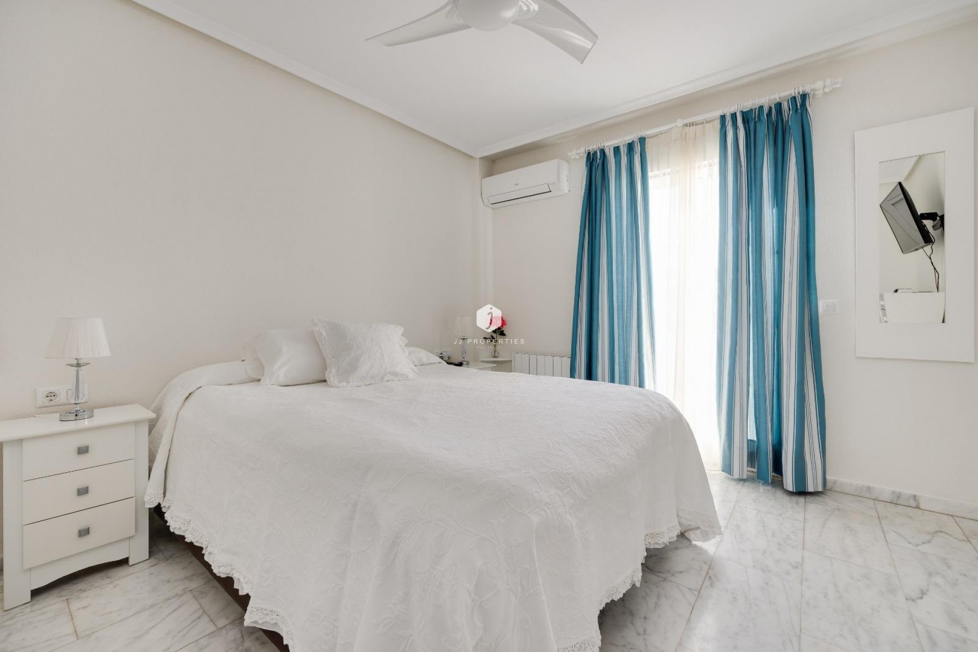 D'occasion - Chalet -
Orihuela Costa - Las Filipinas