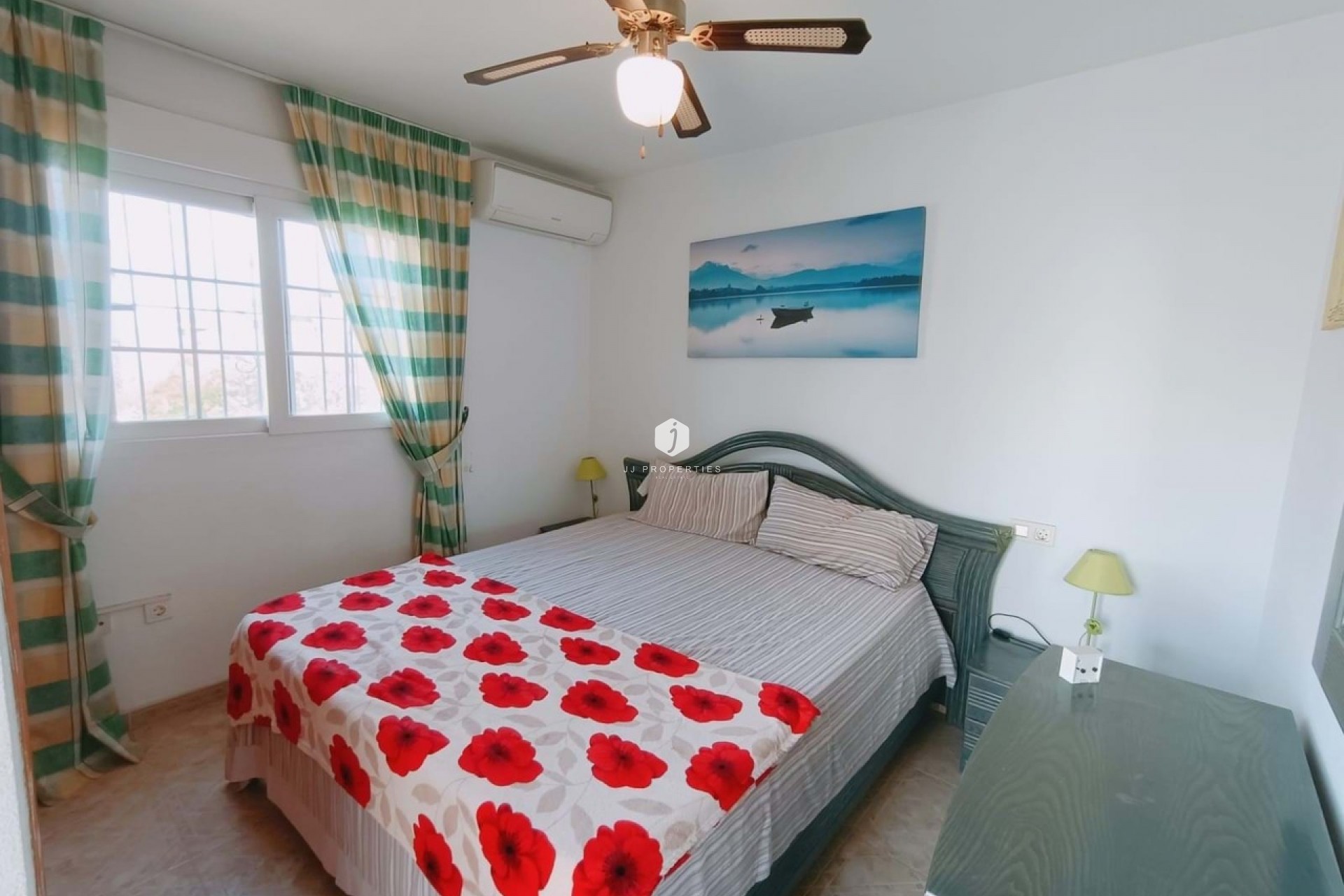 D'occasion - Chalet -
Playa Flamenca - Costa Blanca