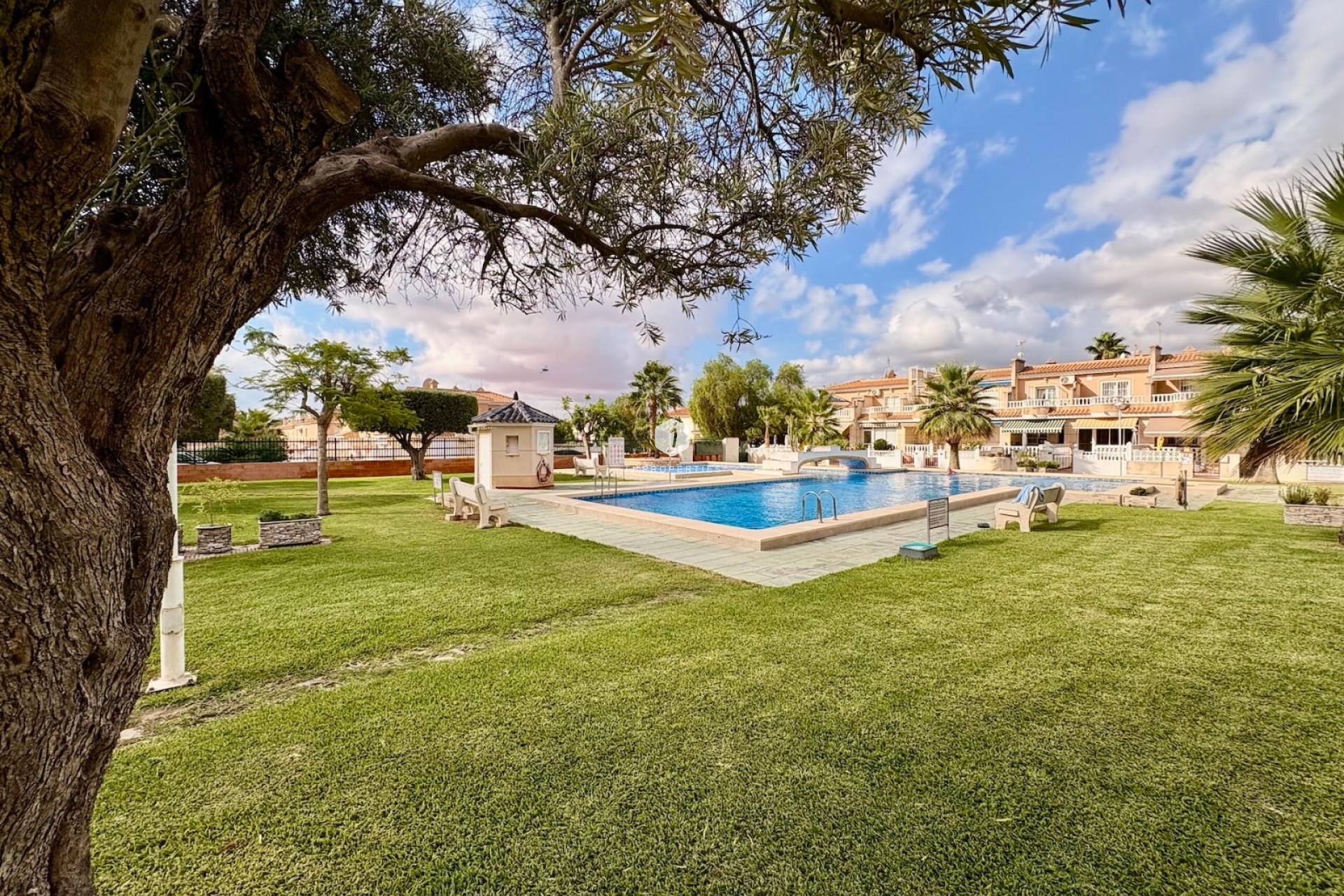 D'occasion - Chalet -
Rojales - Inland