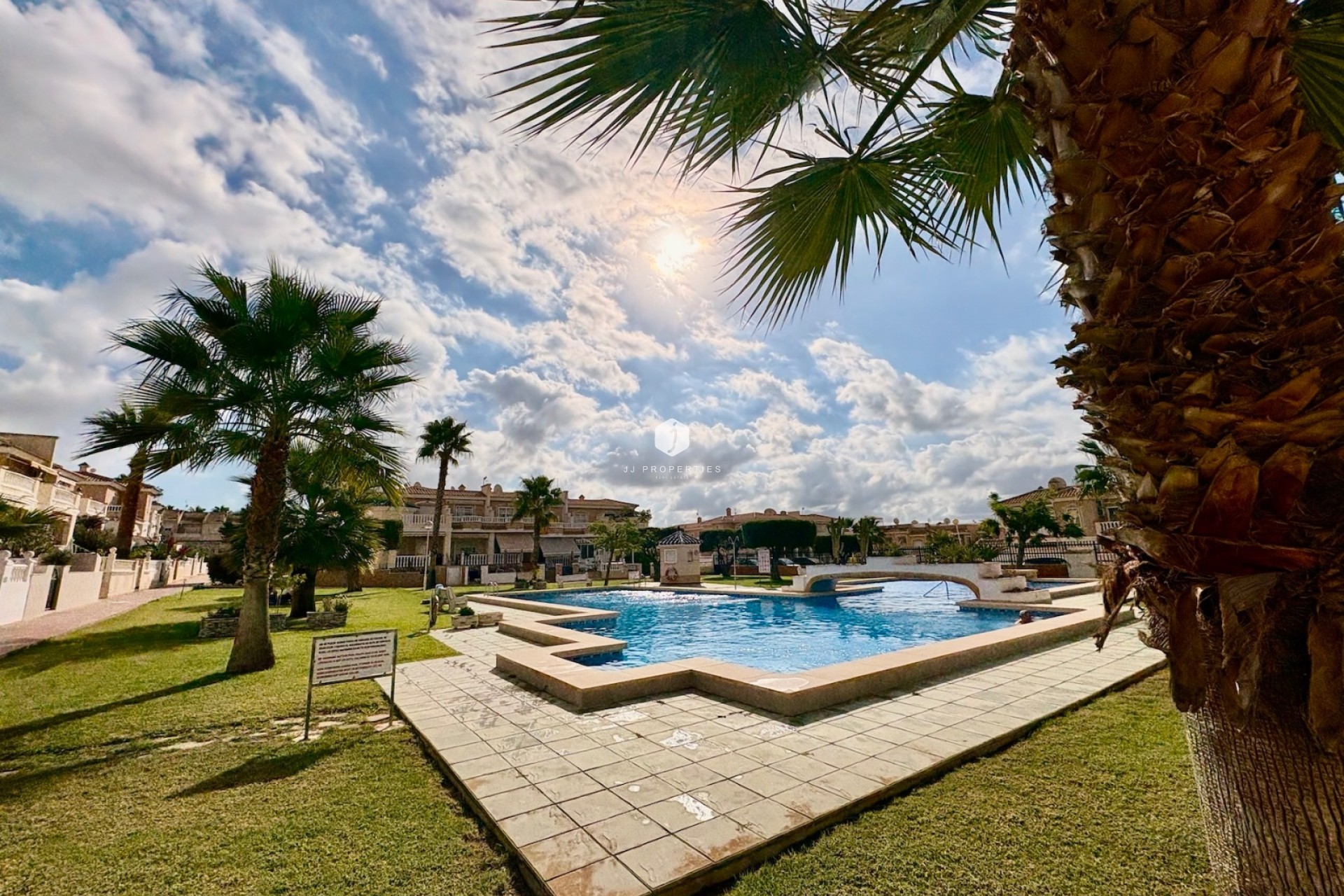 D'occasion - Chalet -
Rojales - Inland